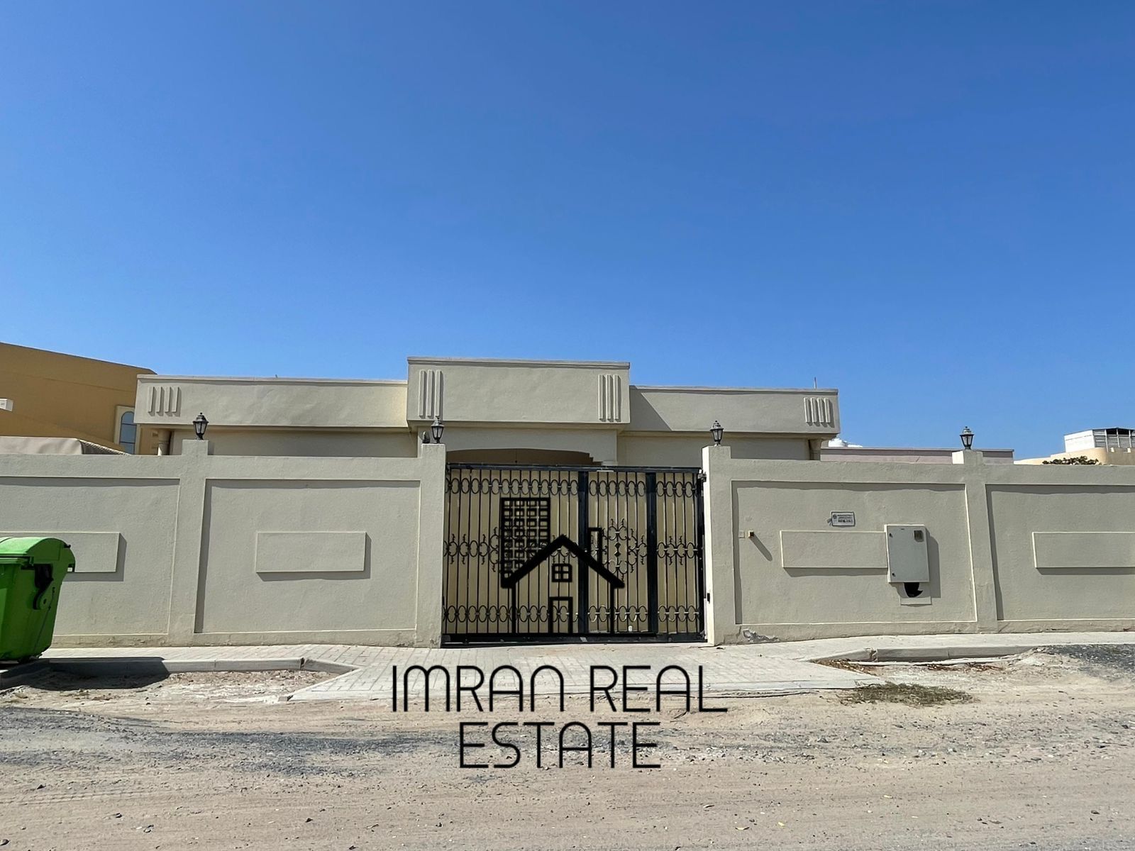 Bright & Spacious 4-BR Big Majlis |Well-Maintained Family Villa in Al Yash