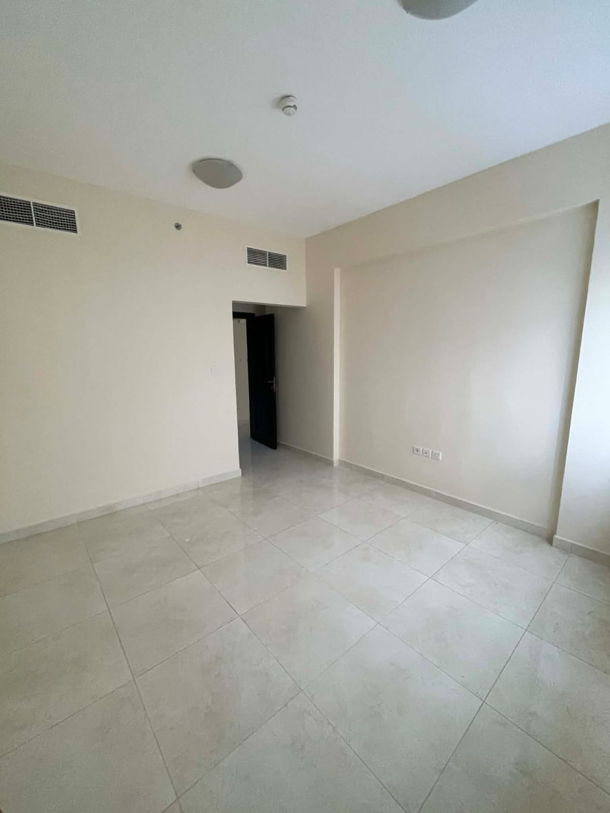 For Rent in Muwaileh – Sharjah Elegant building with high-quality finishing 1 Bedroom + Living Room (Spacious Layout) 2 Bathrooms Prime