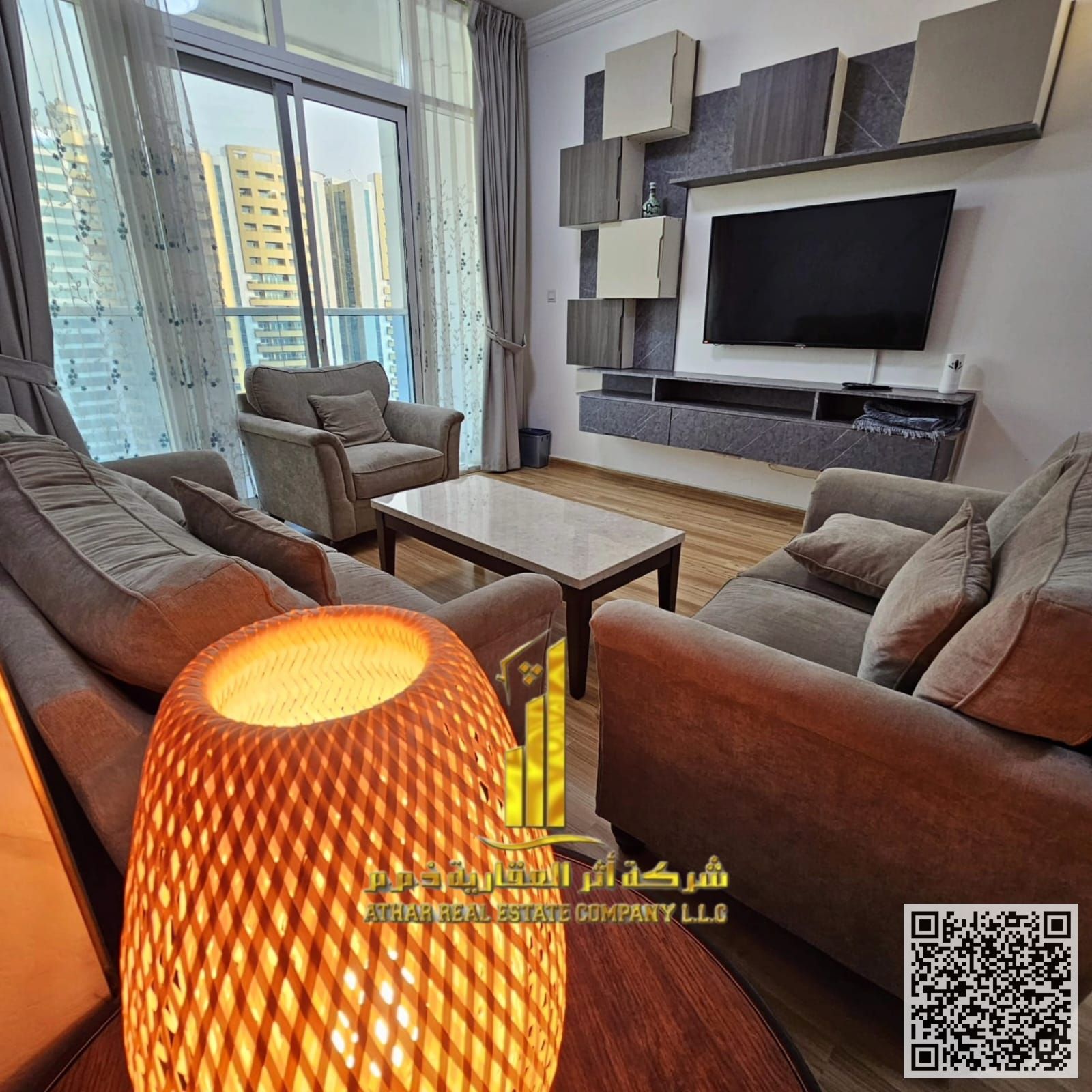 Second tenant in a brand new apartment with a breathtaking sea view. The most luxurious and elegant two-bedroom apartment with a living room, fully fu