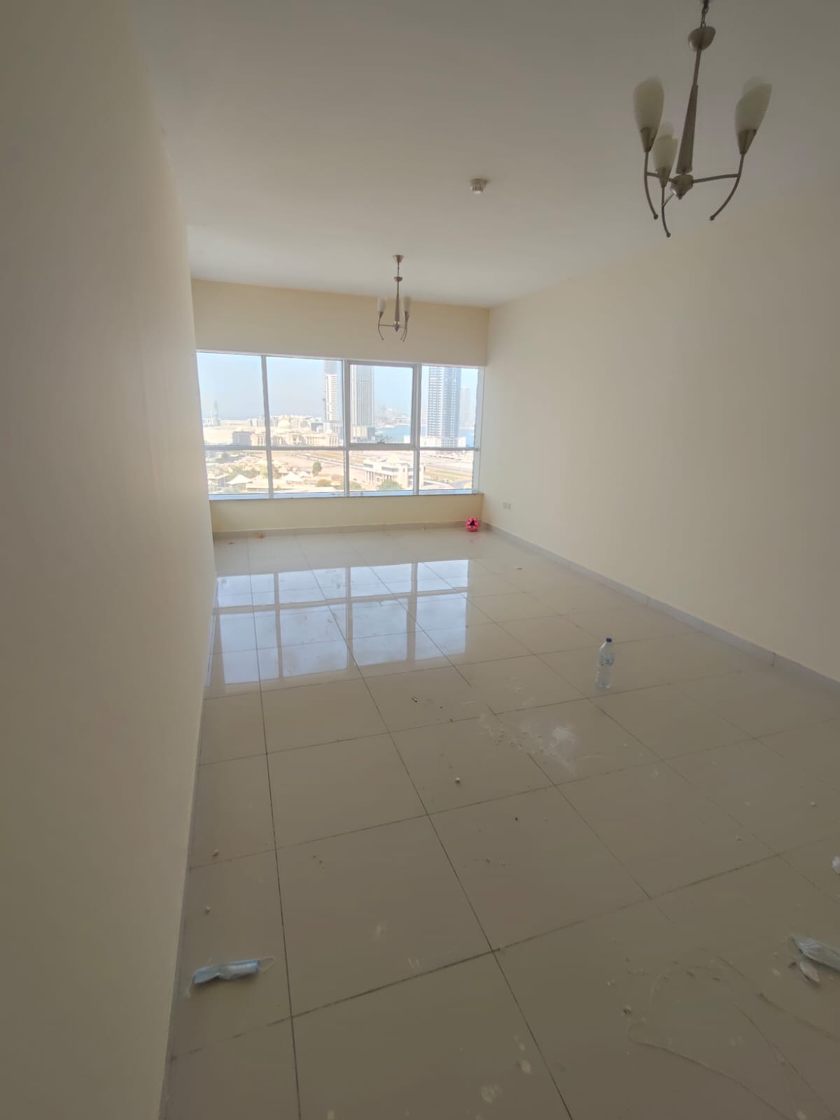 Spacious 1 Bedroom Apartment for Rent – Al Taawun, Sharjah 1 Bedroom + Living Room Stunning Sea View Prime location near the Corniche &