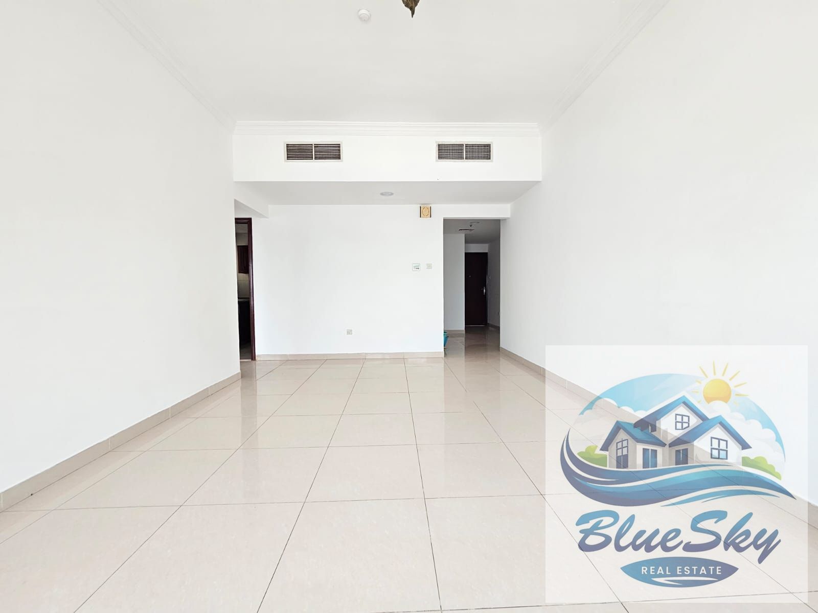 Ready to Move 1 BHK | 2 Washrooms | Close to Main King Faisal Street just for rent 35k