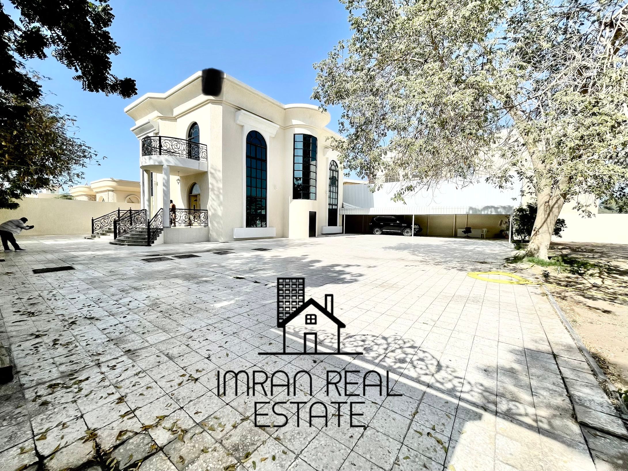 Offer Huge Size 5BR Villa Corner Fully Independent Ready to Move