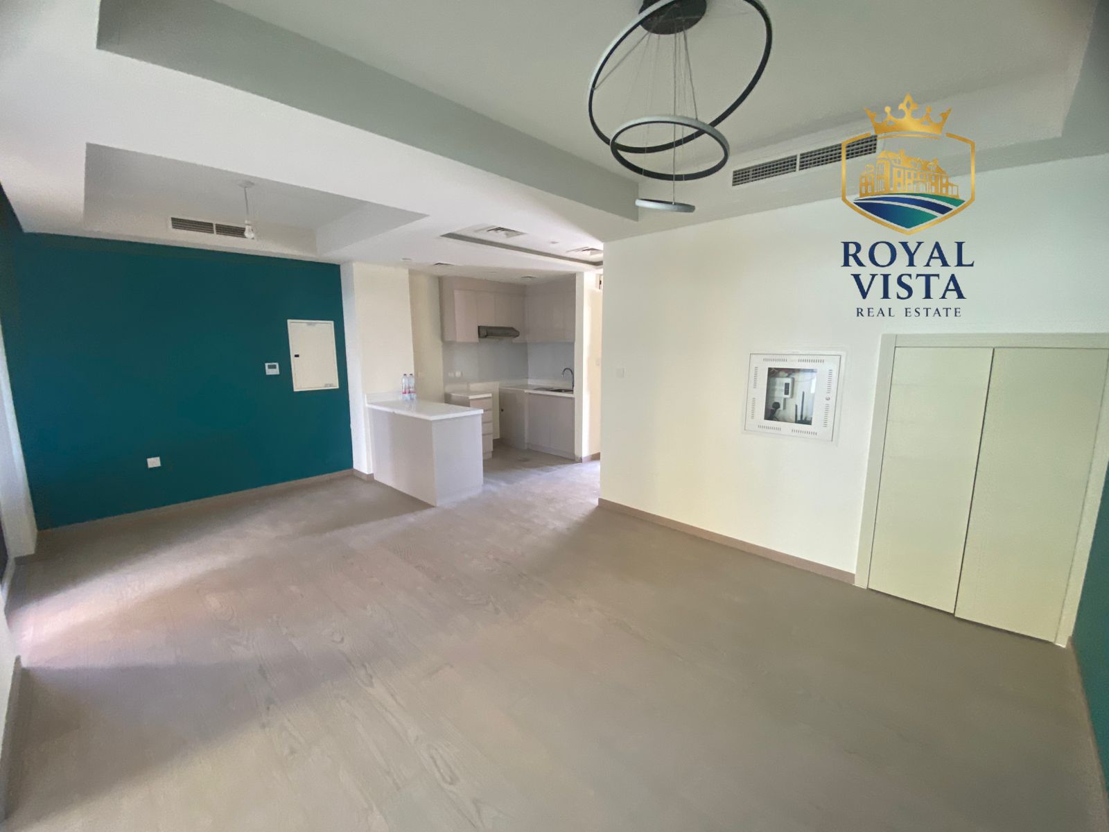 3+roof top unit backyard garden new cluster well maintained