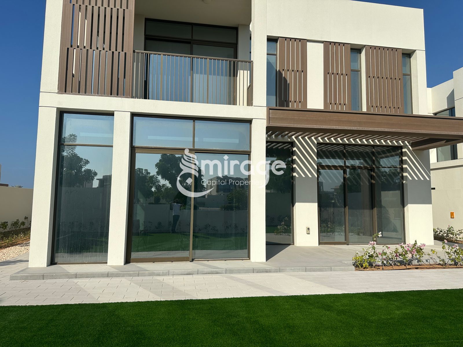 Vacant 4BR TH | Full Facilities | Premium Location