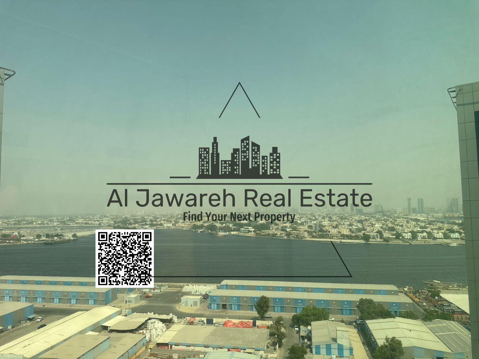 Resale of a one-bedroom apartment with a living room and two bathrooms, including parking, in the Orient Towers, Ajman.