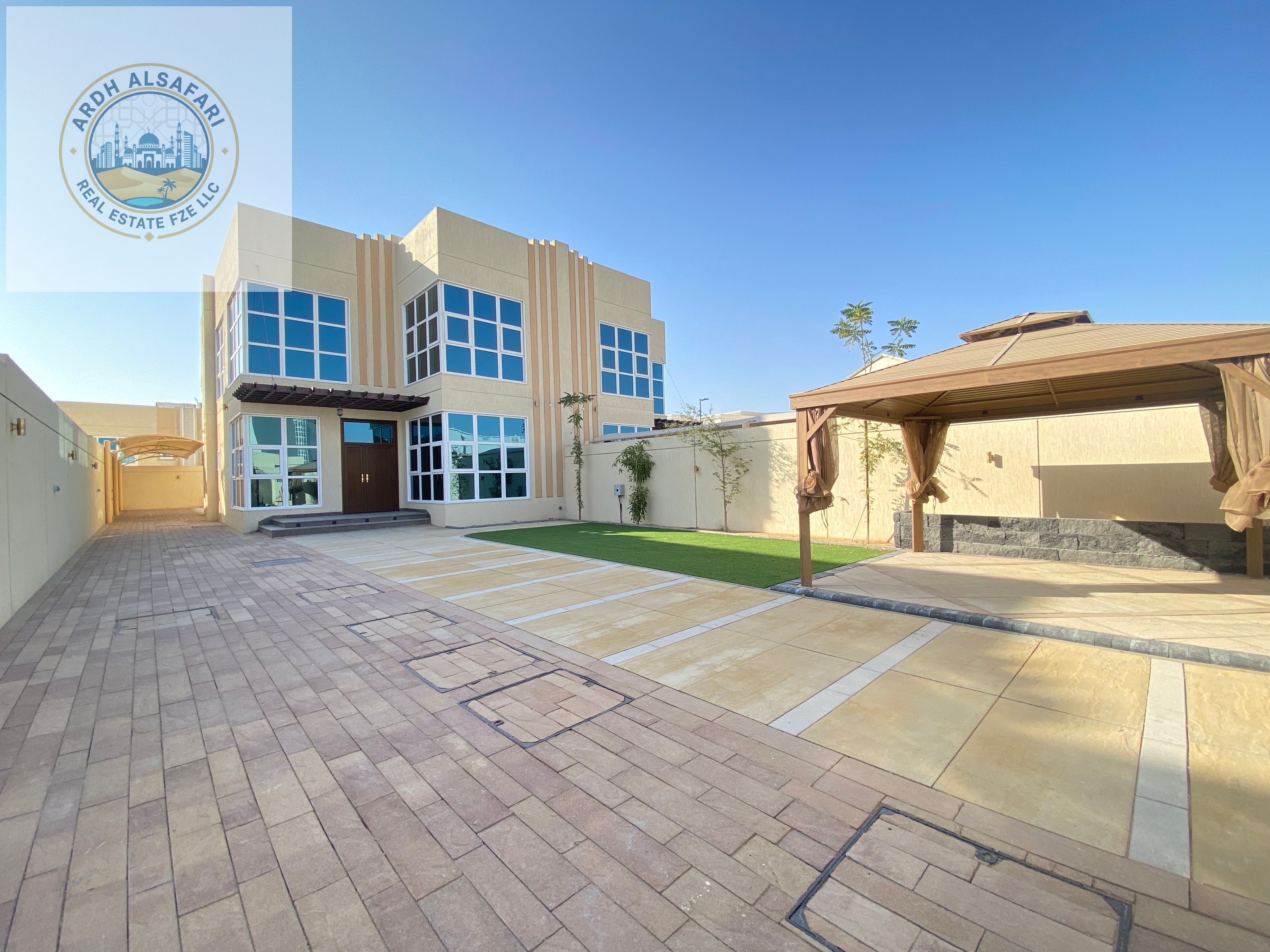 4 Master Bedroom Villa for Rent With Maid room and laundry room