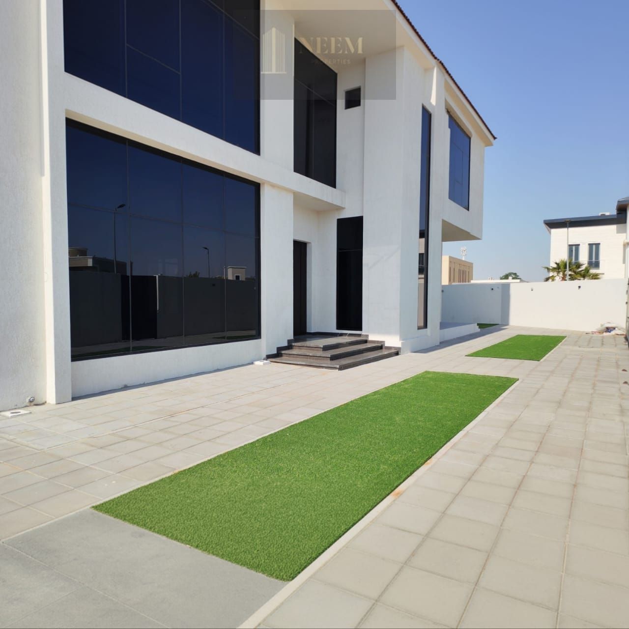 Corner & Brown New & Spacious Villa | Huge Plot | Negotiable