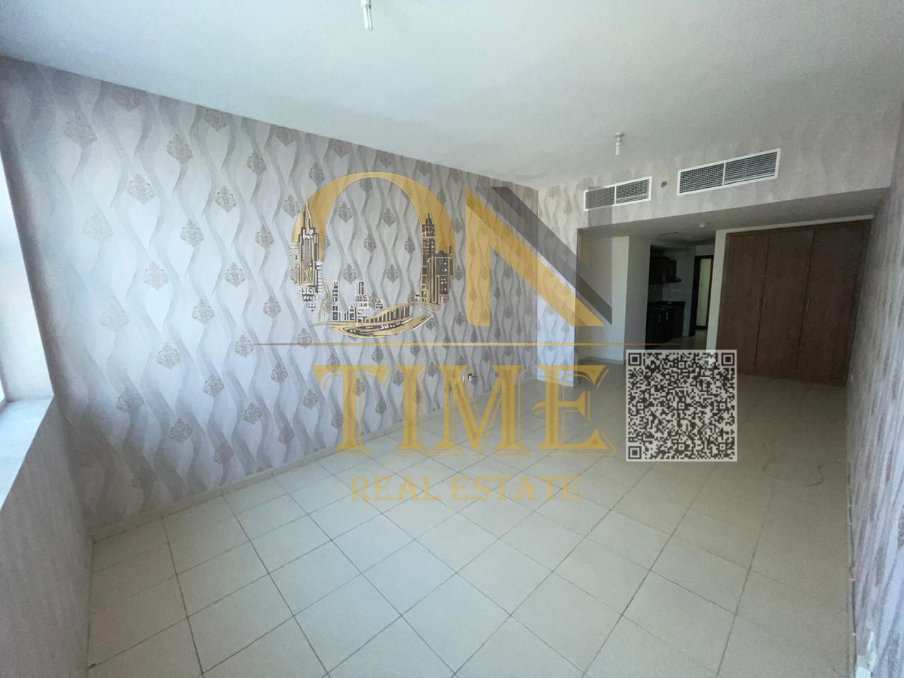 Open city view/Prime strategic location with full services/Spacious area/Close to transportation and public services