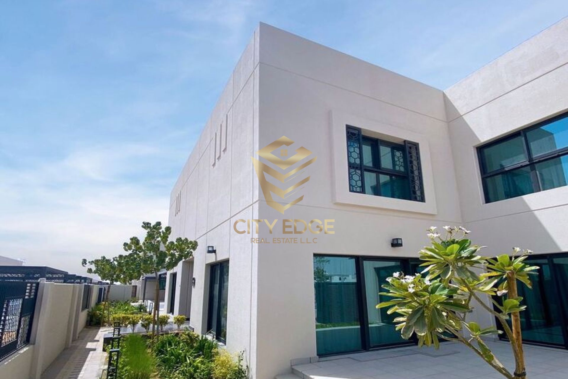 3br Premium Unit - No Commission - Ready-Freehold