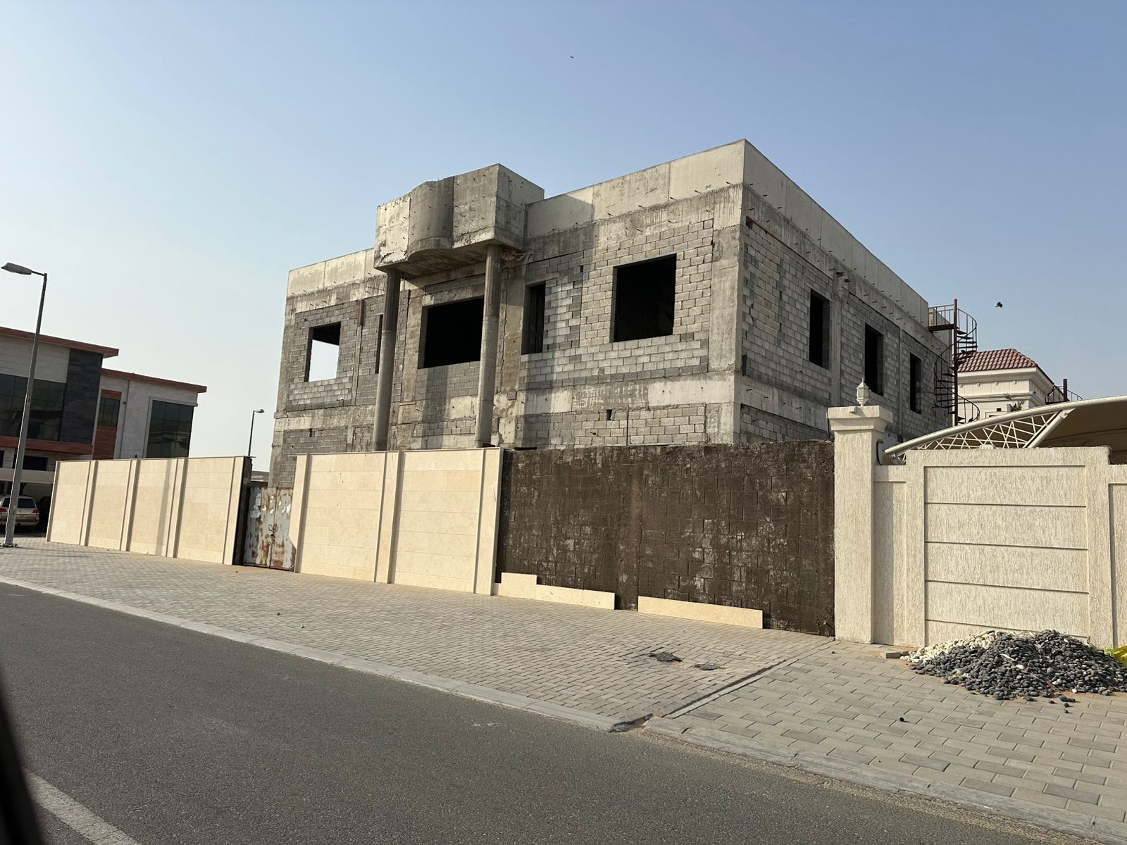 Hot Deal in Al Hoshi – Don’t Miss This One!