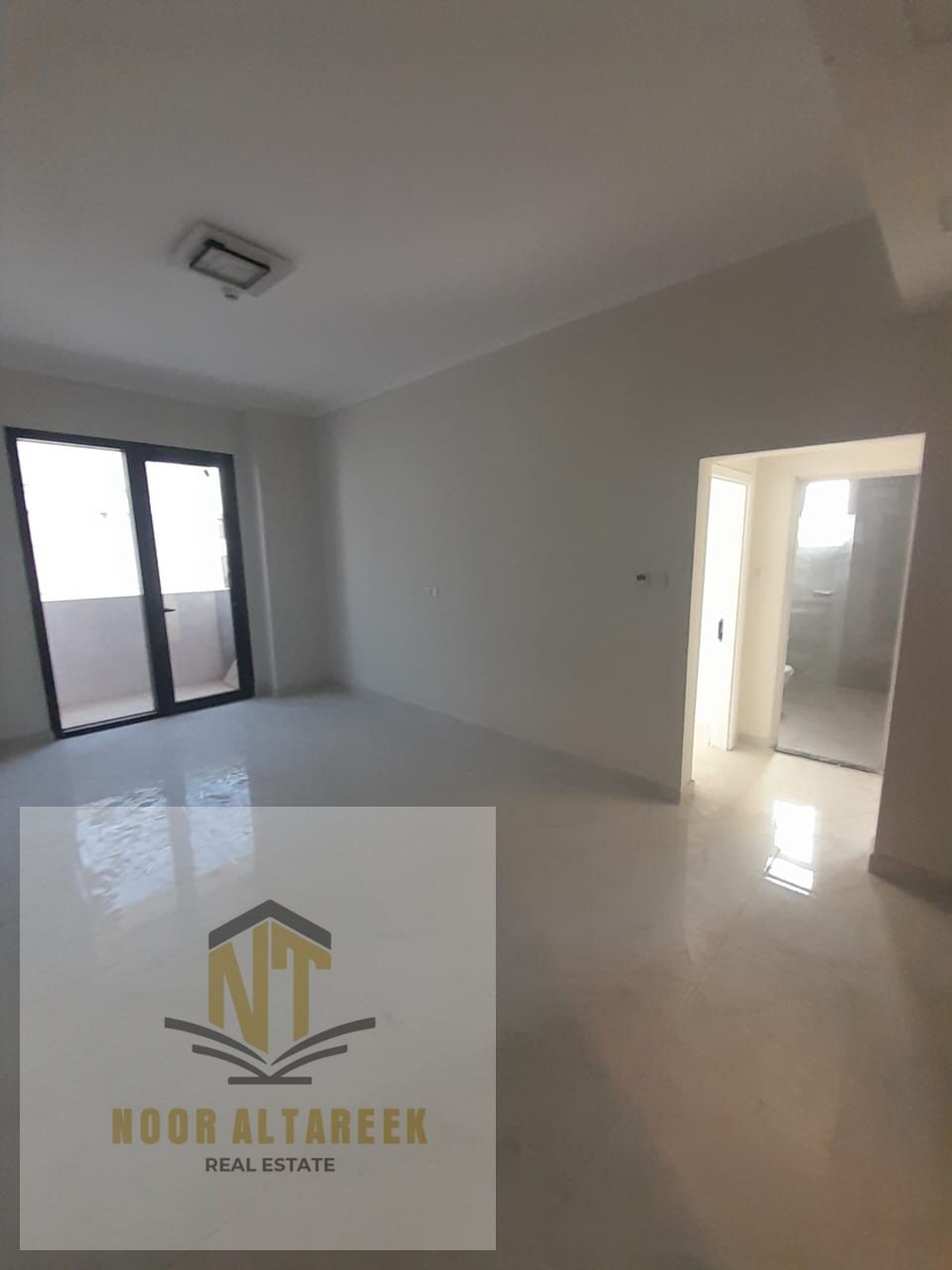 Al Zahia Apartment | First Occupancy Master Bedroom and Living Room 3 Balconies 2 Bathrooms and Kitchen Central Air Conditioning Central Gas Ground Pa