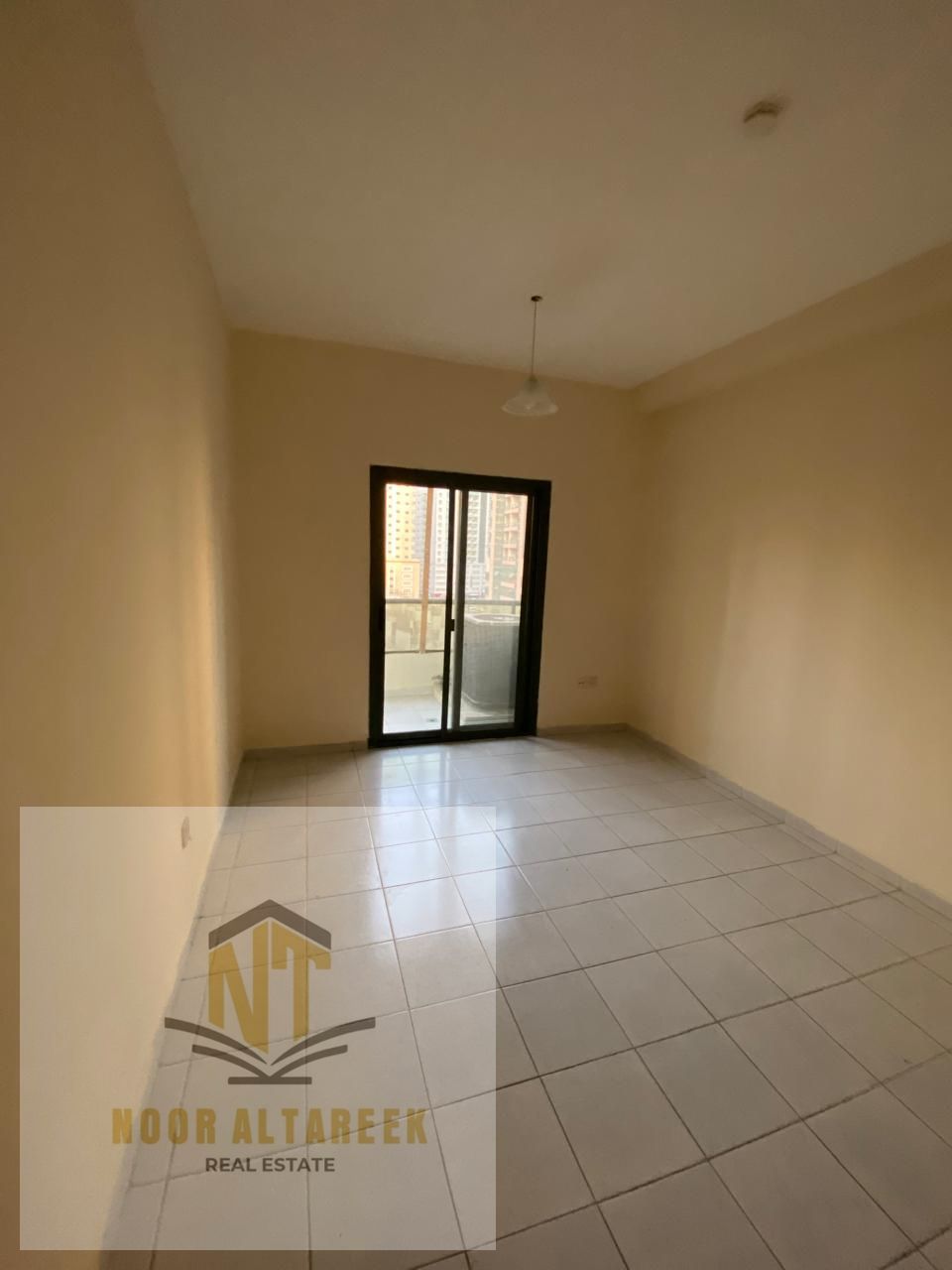 Apartment for rent in Al Nahda area, ideally located close to schools, supermarkets, public transportation, and healthcare facilities, making it an ex