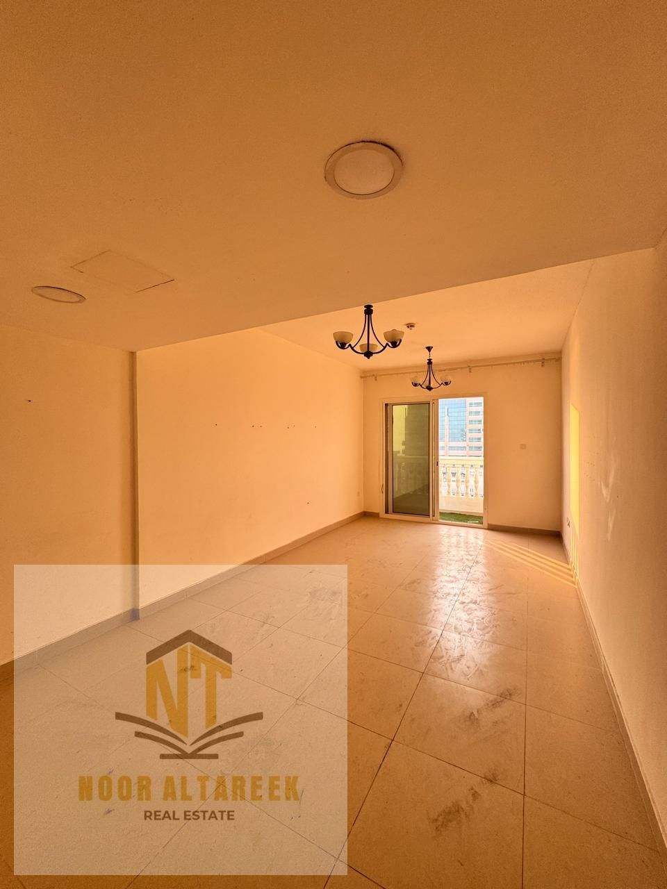 A luxury apartment for rent in Al Majaz 1, located in a prime area close to the Al Majaz Corniche and all essential services. The apartment features t