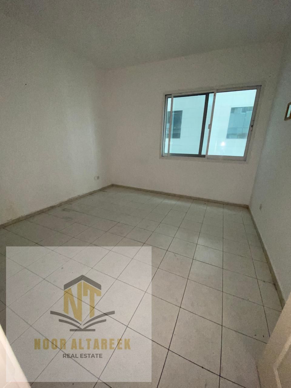 Apartment for rent in Al Majaz – Sharjah, located in a lively and well-serviced area close to all essential facilities such as public transportation,