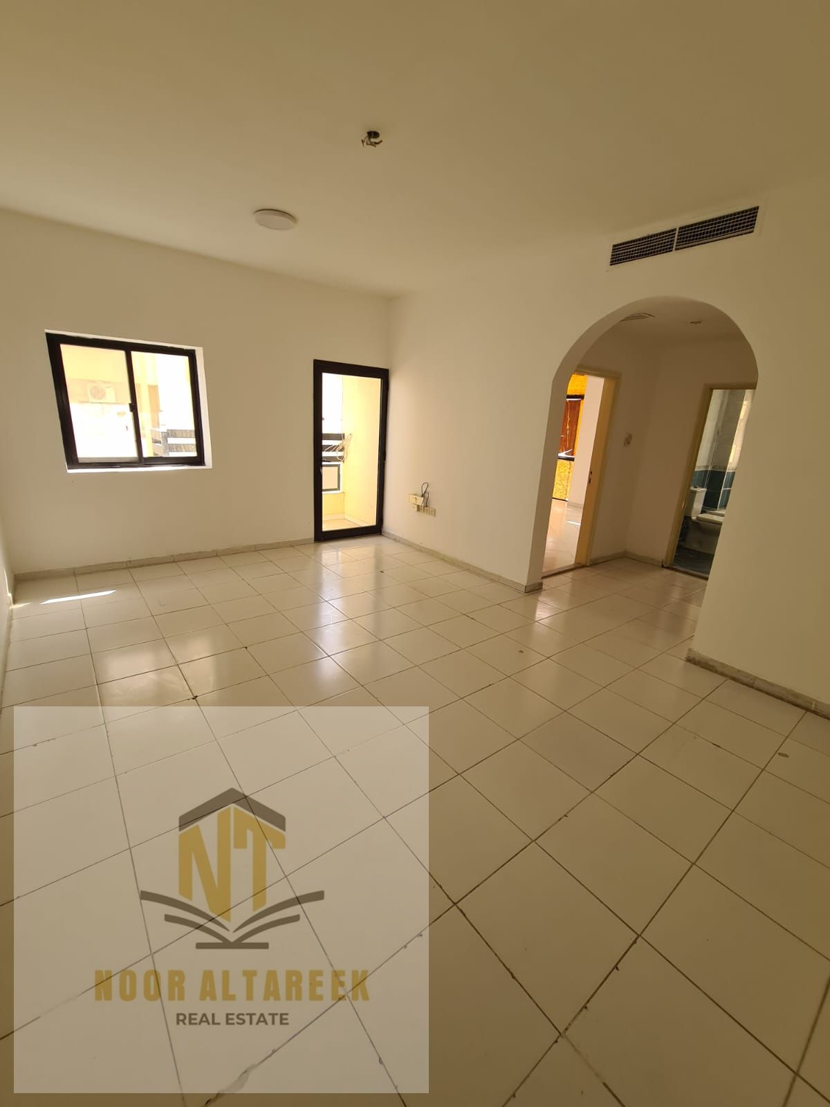 Apartment for rent in Al Butina, Sharjah, located in a lively area close to all essential services such as public transportation, markets, restaurants