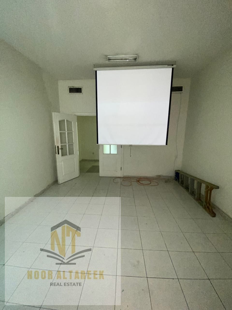 Apartment for rent in Al Majaz 2 – Sharjah, located in a prime area close to Al Majaz Corniche and all essential services such as public transportatio