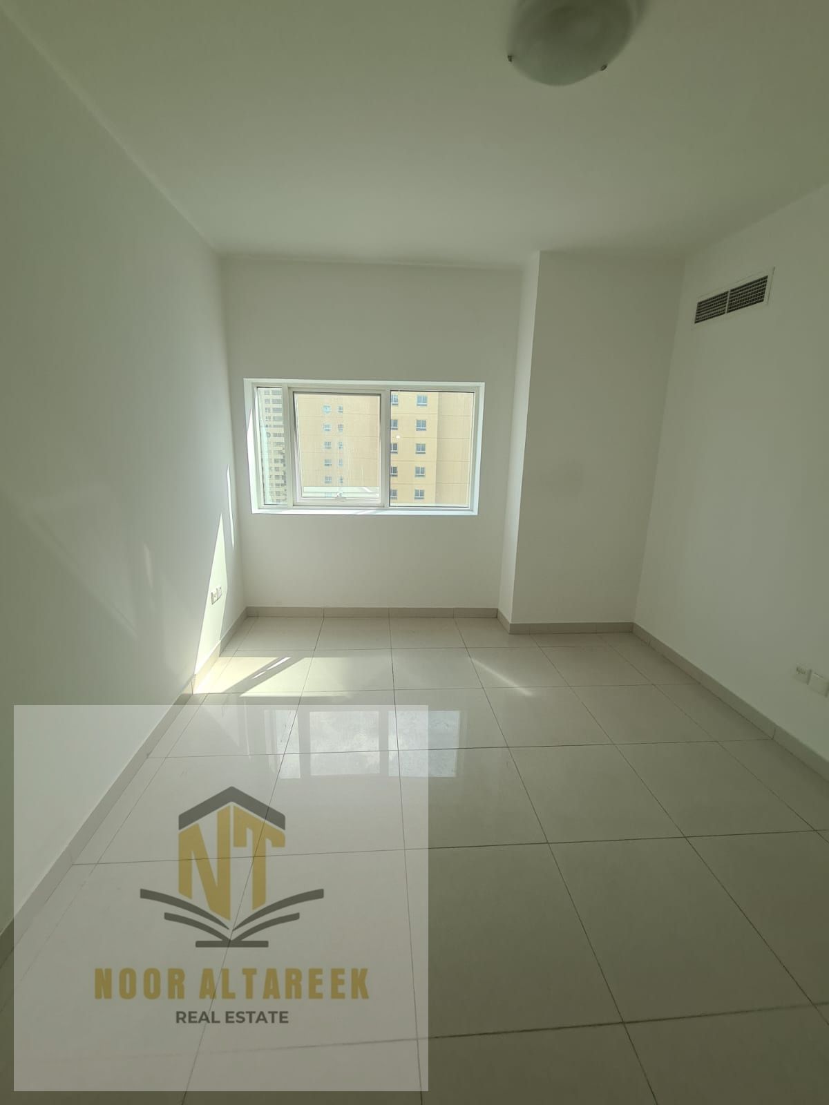 A distinctive apartment is available for annual rent in Al Khan, offering an excellent opportunity for comfortablin a vibrant area wie family living