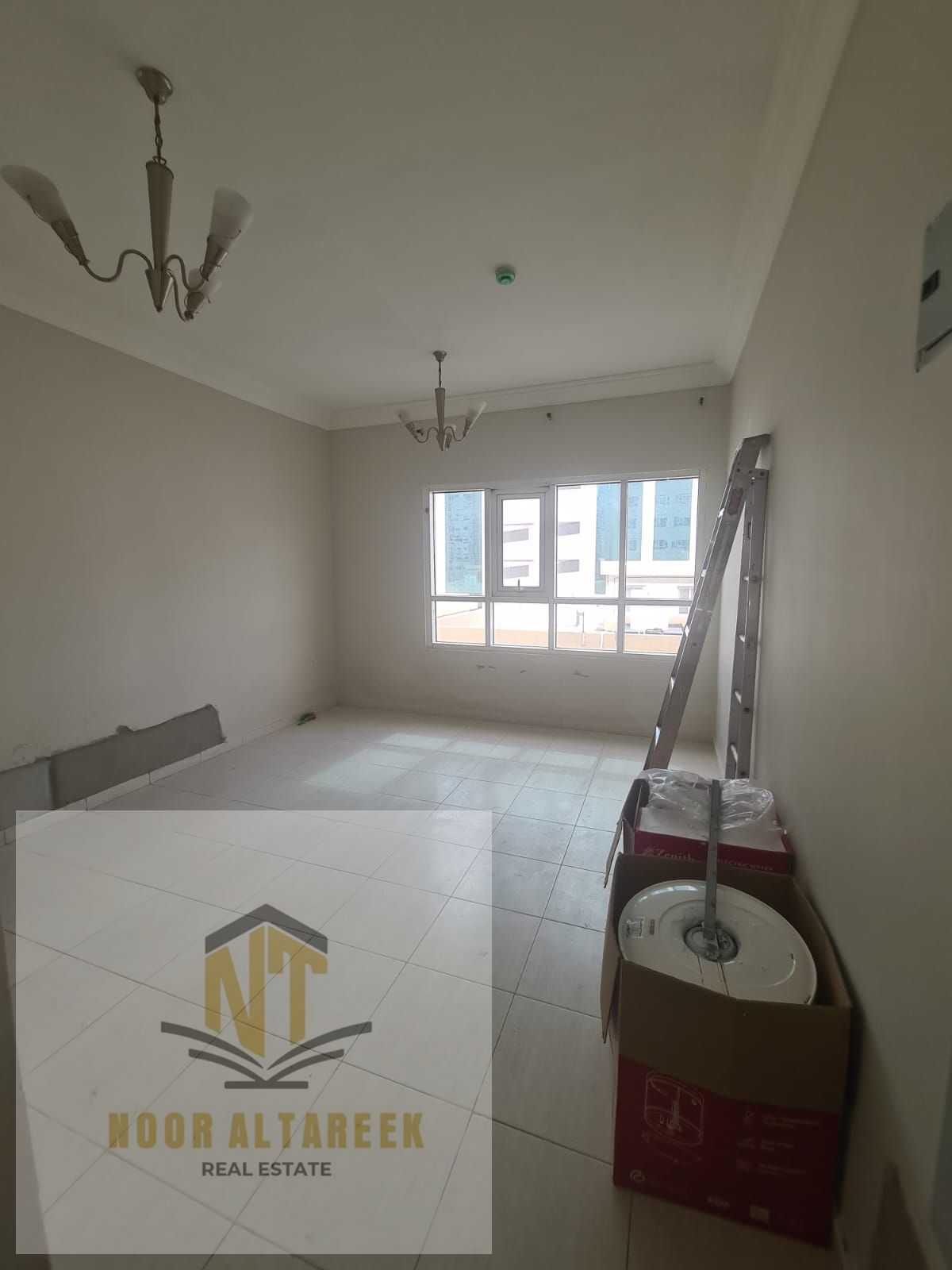 An apartment for rent in Al Majaz 1, located in a prime and vibrant area close to all essential services such as public transportation, shopping cente