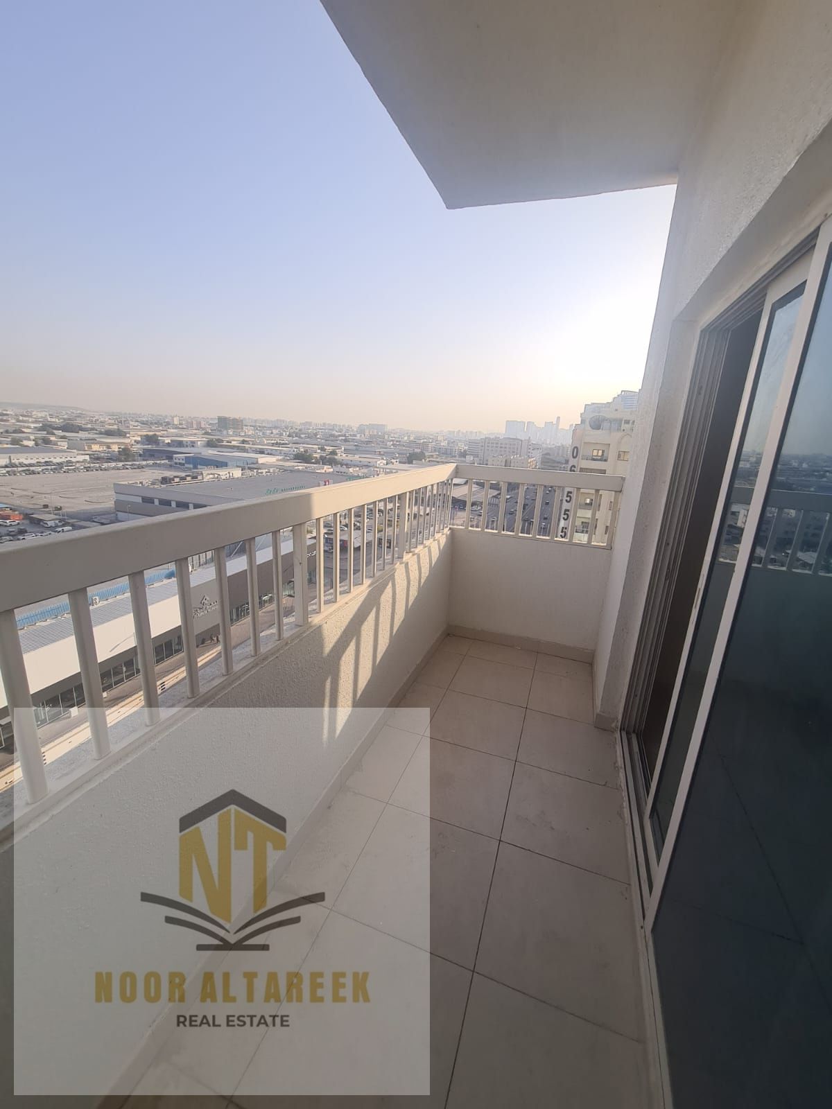Apartment for Annual Rent – Abu Shagara, Sharjah A distinctive apartment in the Abu Shagara area, in a vibrant location close to all essential serv