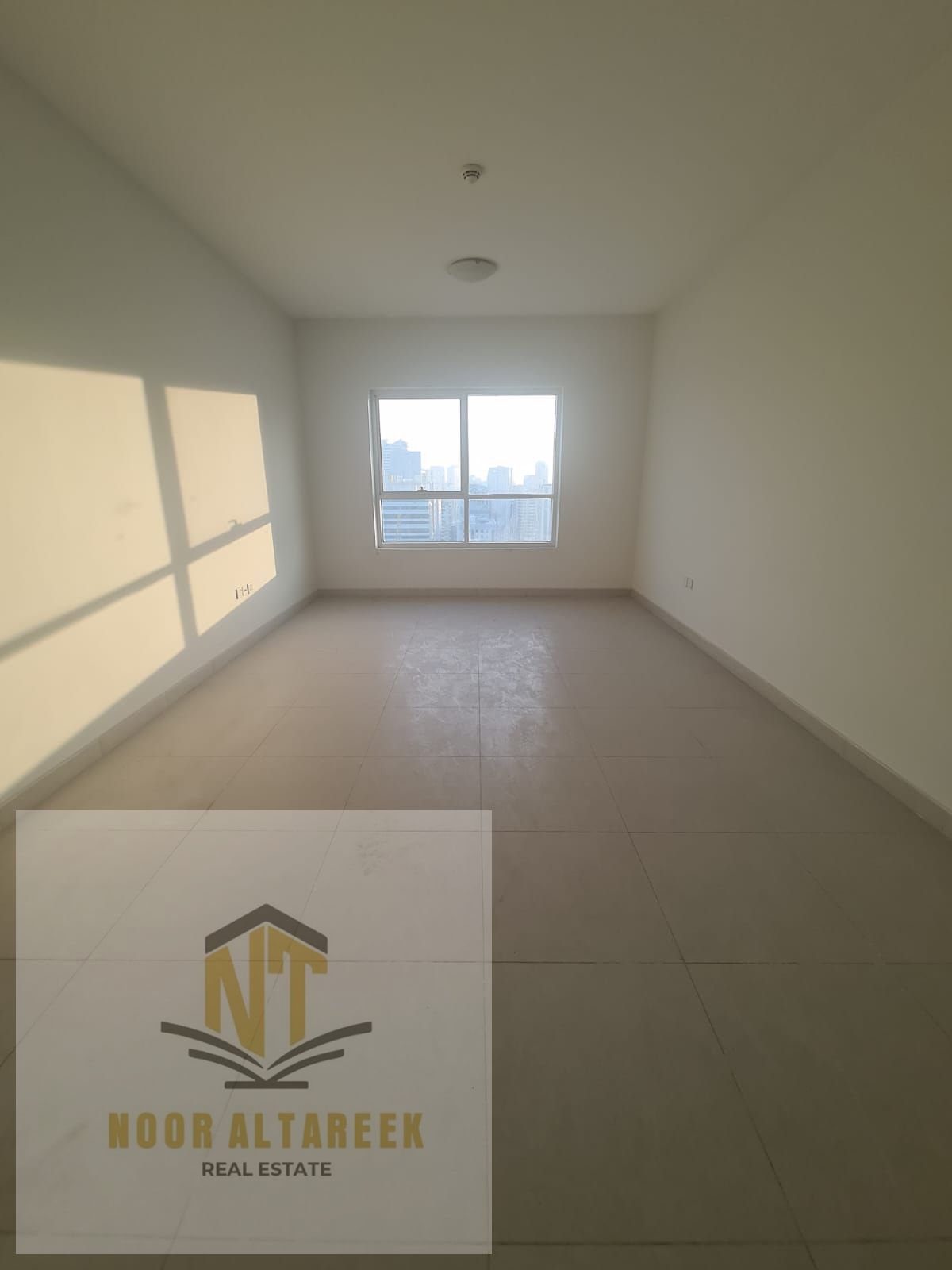 Apartment for Annual Rent – Al Taawun A great opportunity to live in the Al Taawun area, in a vibrant location close to all essential services and