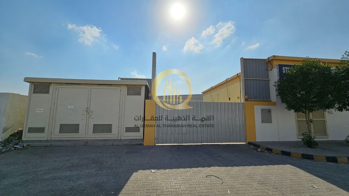 Industrial property for sale with a 9% income in Sharjah, Al Sajaa Industrial Area. Land area: 2,727.4 square meters / 29,358 square feet.