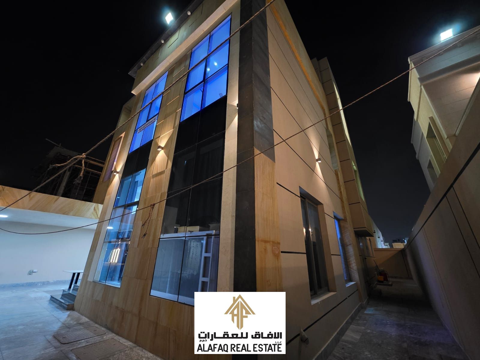 Luxury Villa for Sale in Al Zahia, Ajman featuring spacious modern design and high-end finishing with 5 master bedrooms, 2 spacious guest majlis, larg
