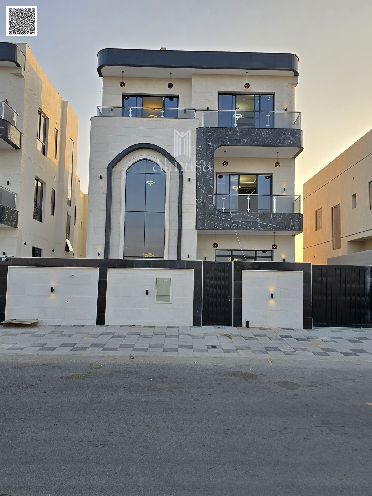 For Sale – Luxury Villa in Ajman – Al Bahia Area. Freehold ownership for all nationalities. Price includes registration and ownership fees. Modern des