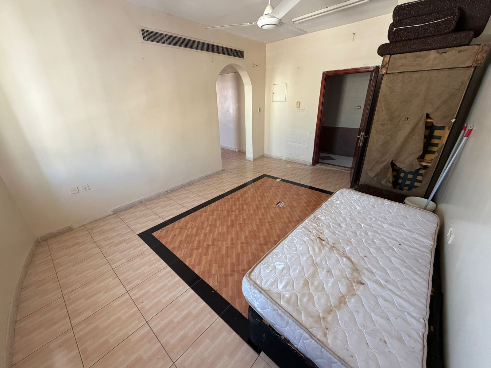 A unique opportunity for upscale living at a very affordable price near Ajman Corniche. The most beautiful apartments at the lowest prices. One-bedro