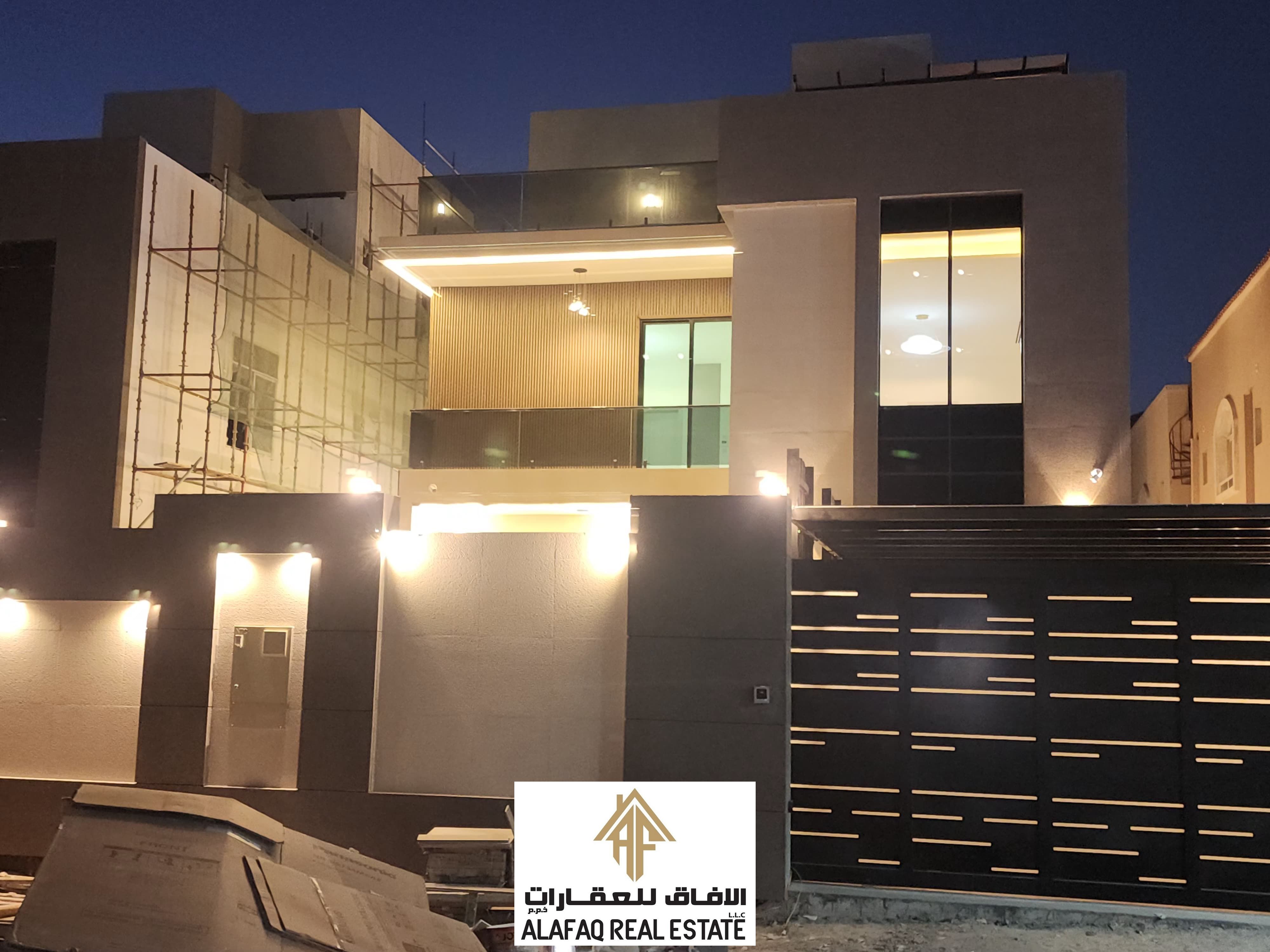 Luxury Villa for Sale in Al Rawda 1, Ajman – First Occupancy with Modern Design and High-Quality Finishing, featuring 6 master bedrooms, integrated Sm