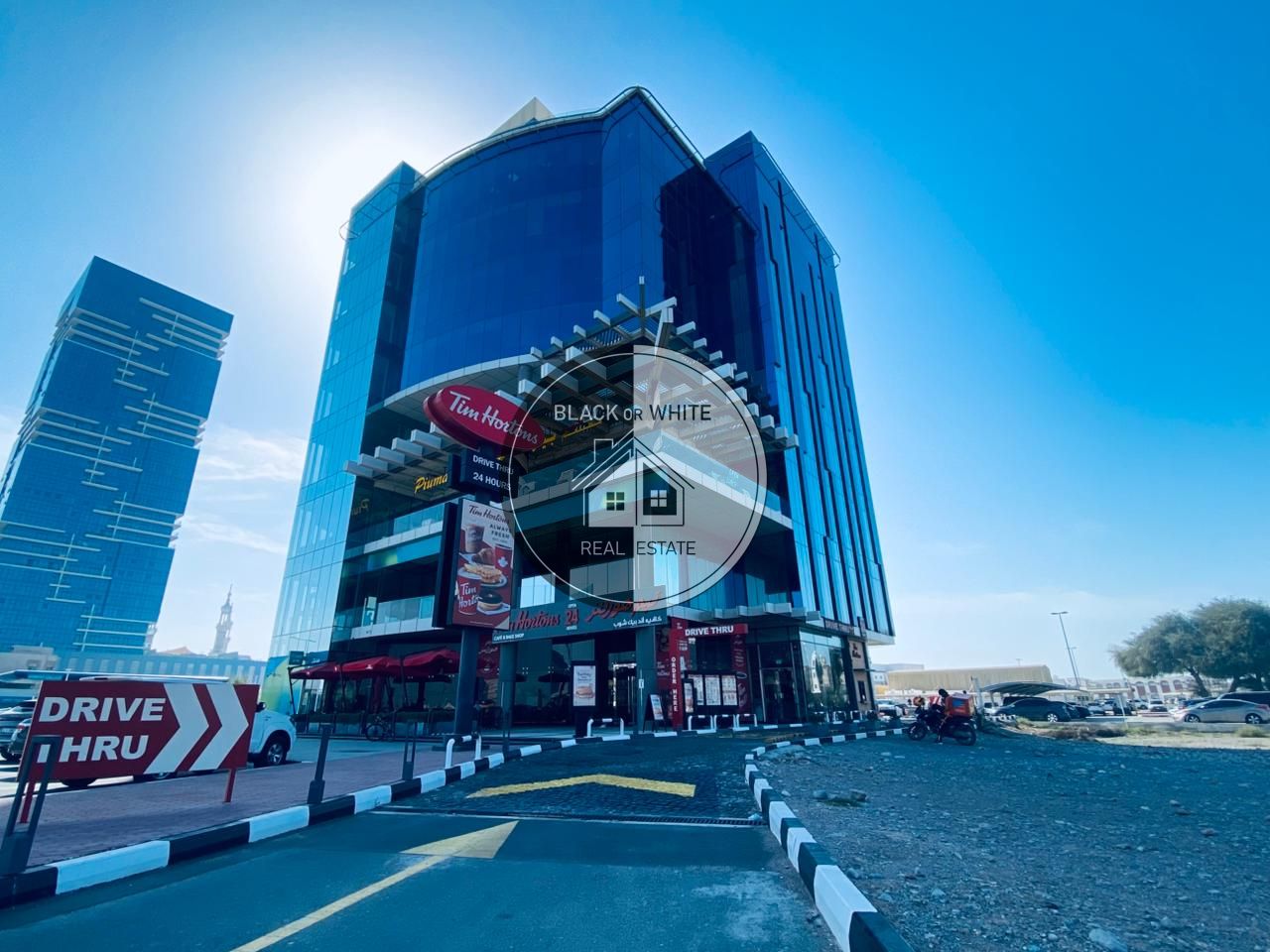Spacious Corniche View Office | City Center