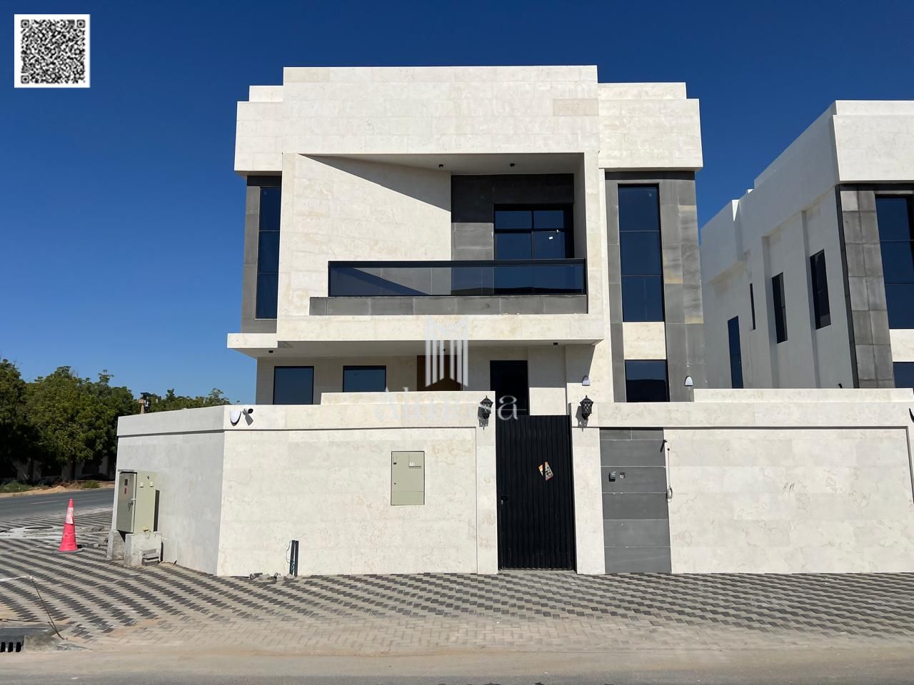 Own a corner villa in the heart of Ajman, Al Zahiyah area. Own a luxury villa for sale in Al Zahiyah, Ajman. Freehold ownership for all nationalities