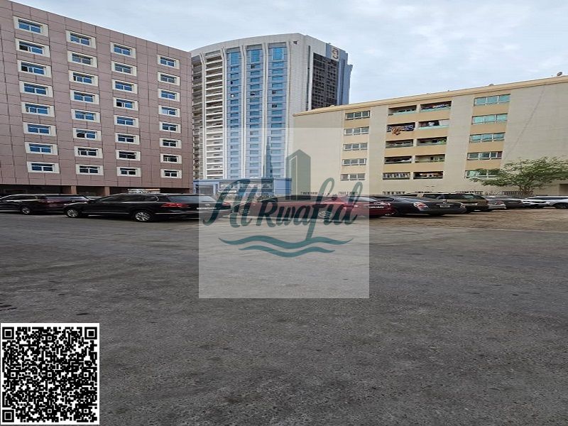 Corner plot of land (G+8) next to Amina Hospital