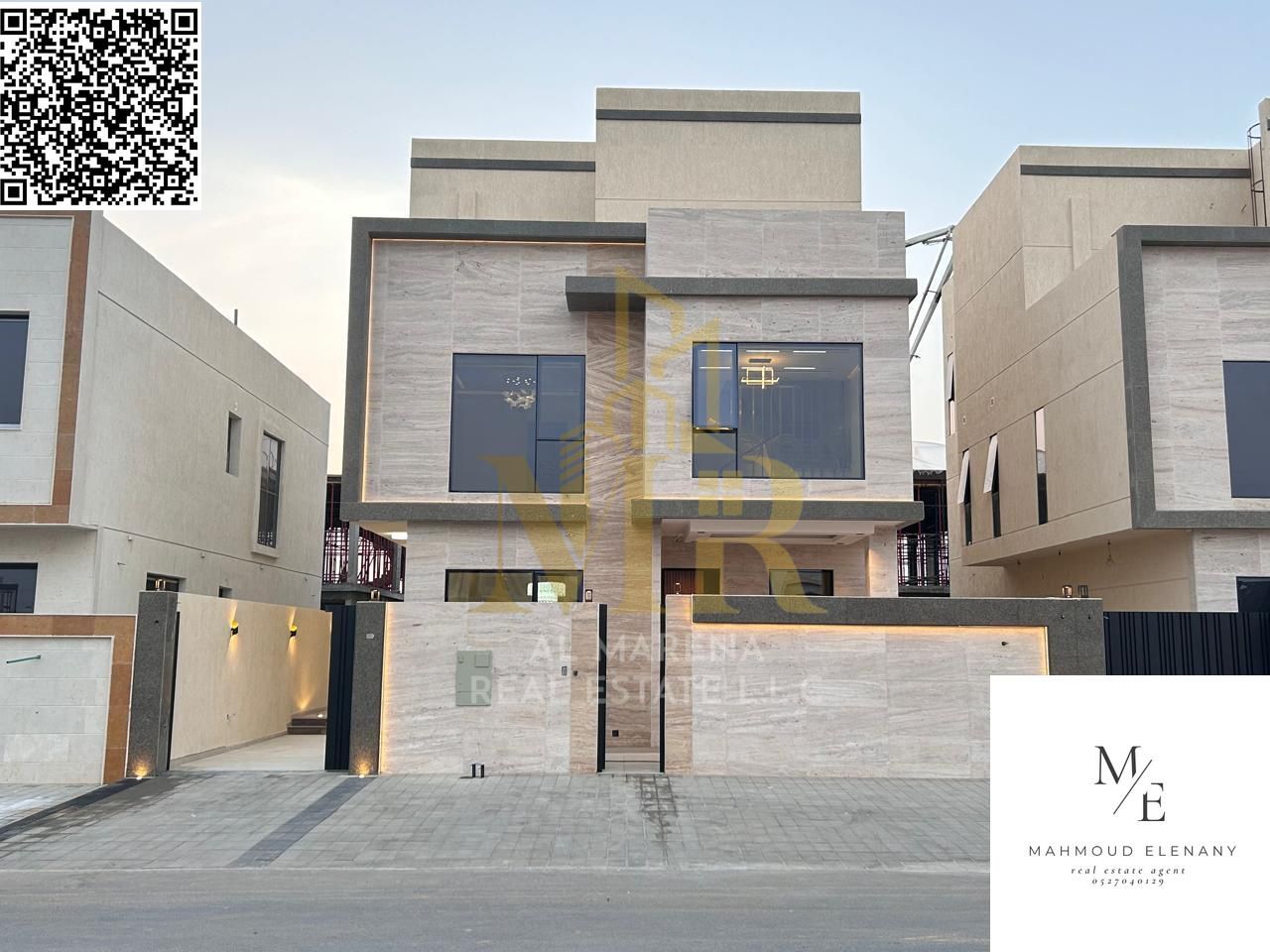 Luxury villa for sale with a swimming pool in Ajman's Al Yasmin district. Central air conditioning, electricity, and water fees are included. Luxury