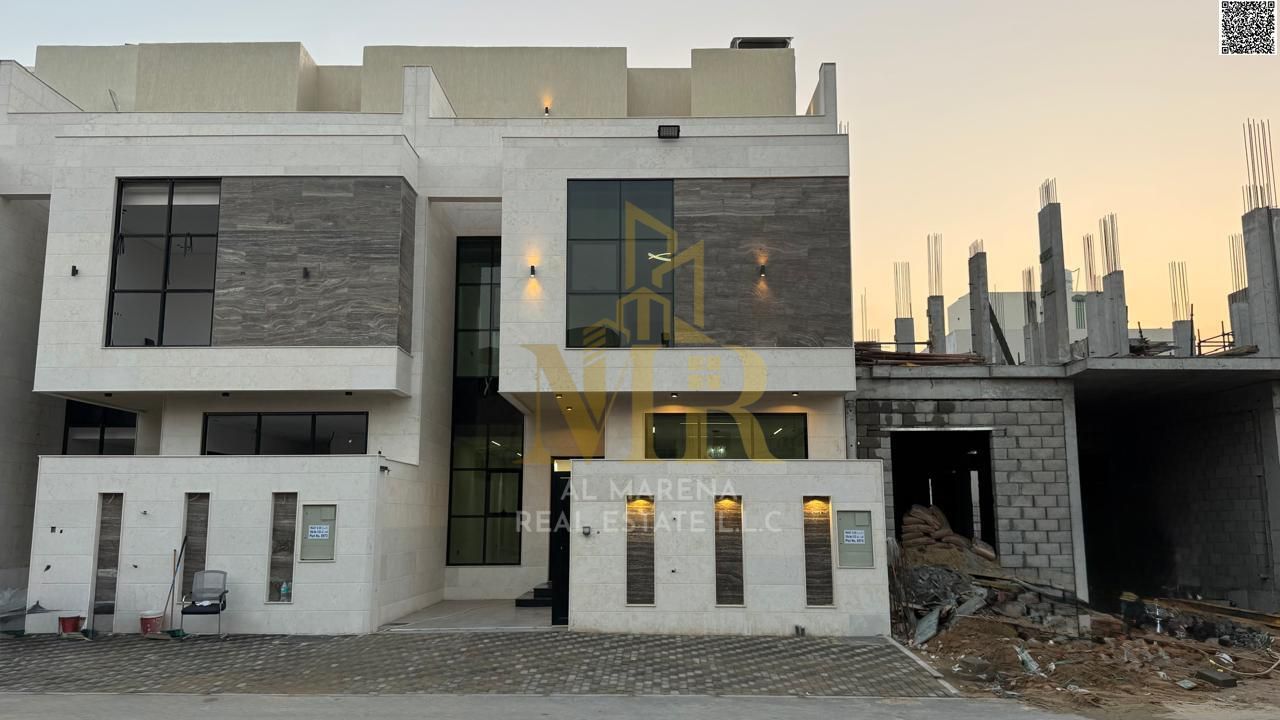 Two floors and a roof at an attractive price, including registration and ownership fees and without annual fees - freehold ownership for all nationali