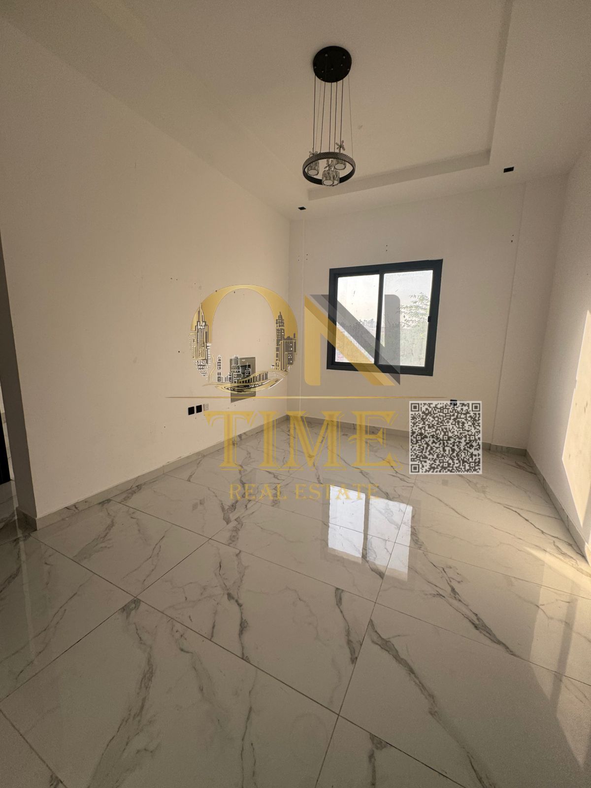 A quiet, modern residential area, close to services and schools, with easy access to main roads and Dubai and Sharjah. High-end finishes. Large area.