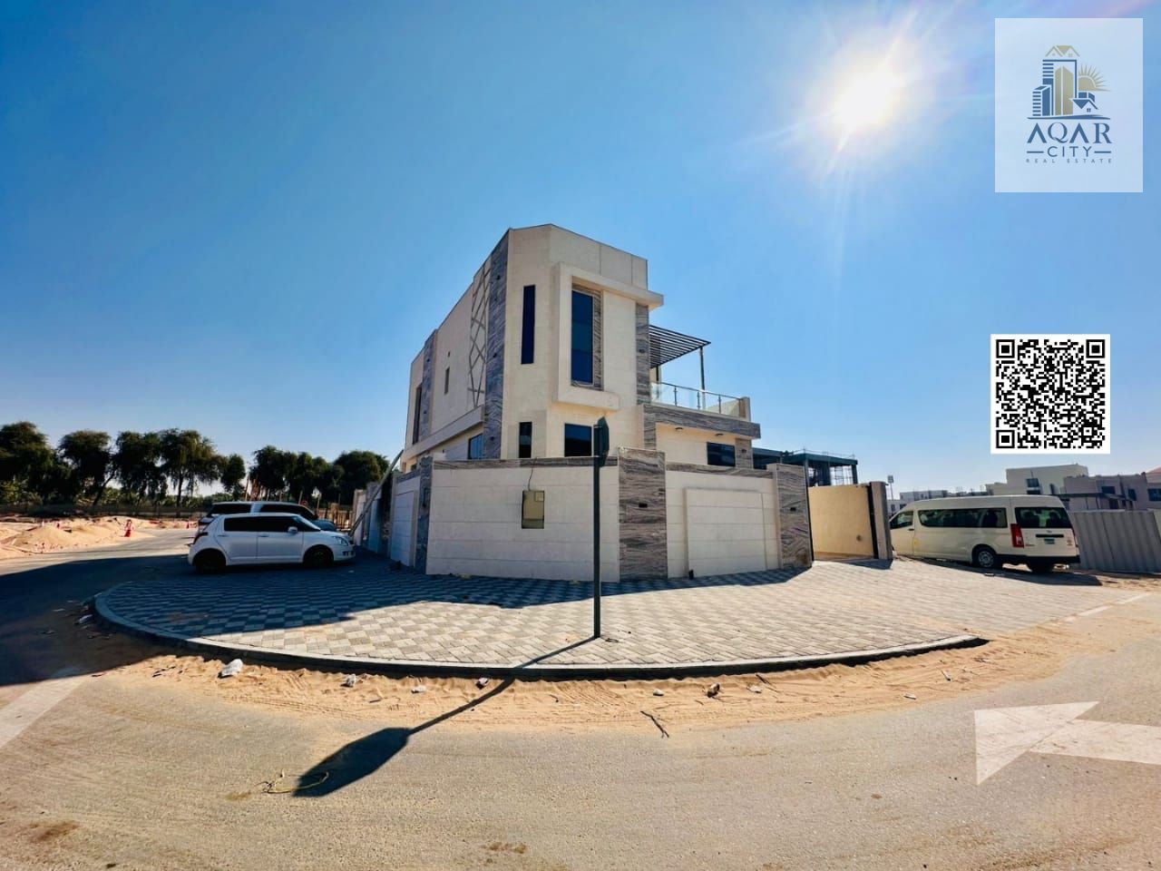 **Strategic location near all services Distinctive location, modern villa, including registration and ownership fees, internal courtyard, corner of two streets, close to the mosque High-quality finishing, negotiable, and large space **Easy access