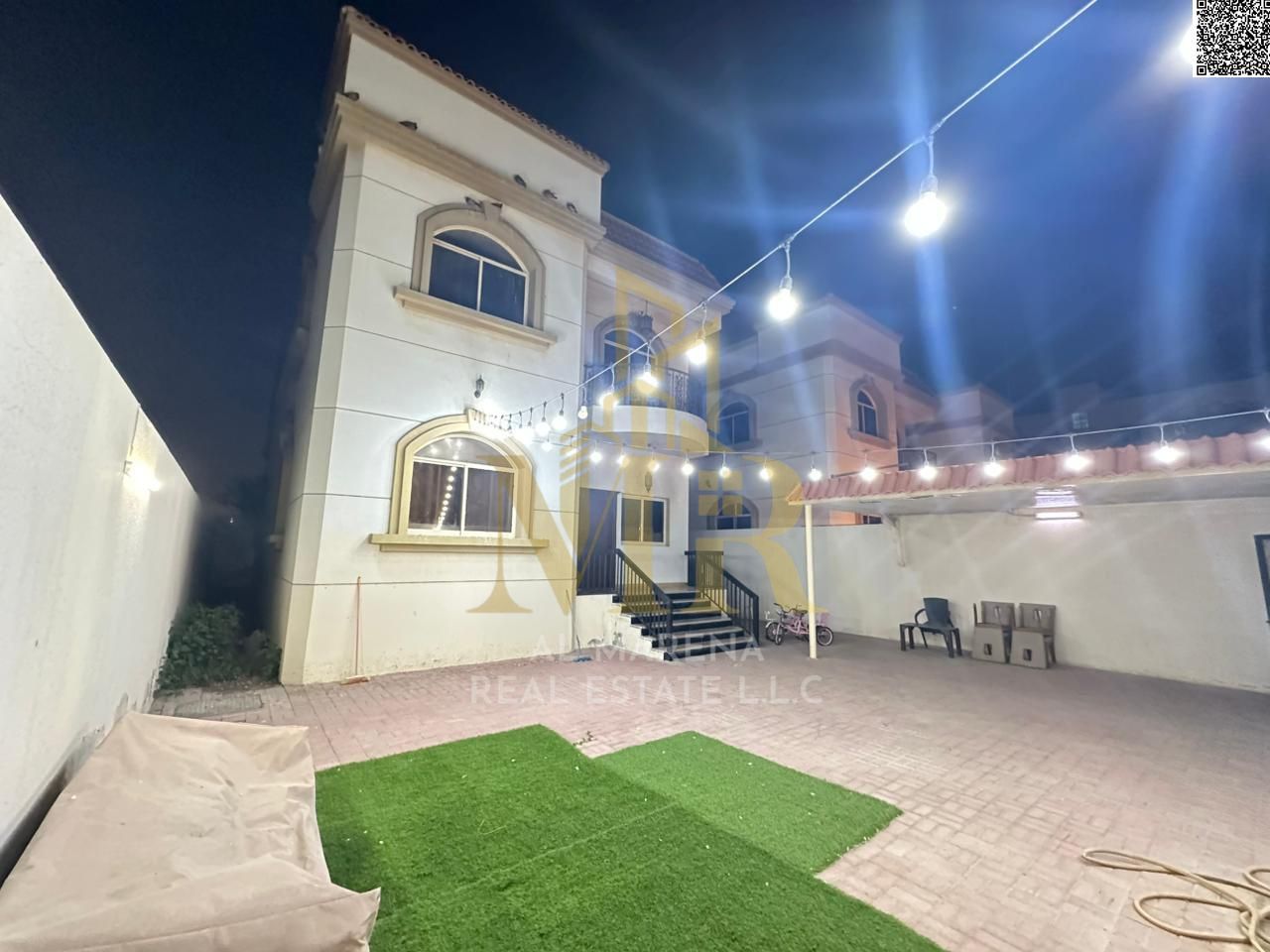 Luxury villa for sale in Rawda 1 - Corner lot, including electricity, water, and air conditioning. A fantastic opportunity to own a luxurious family