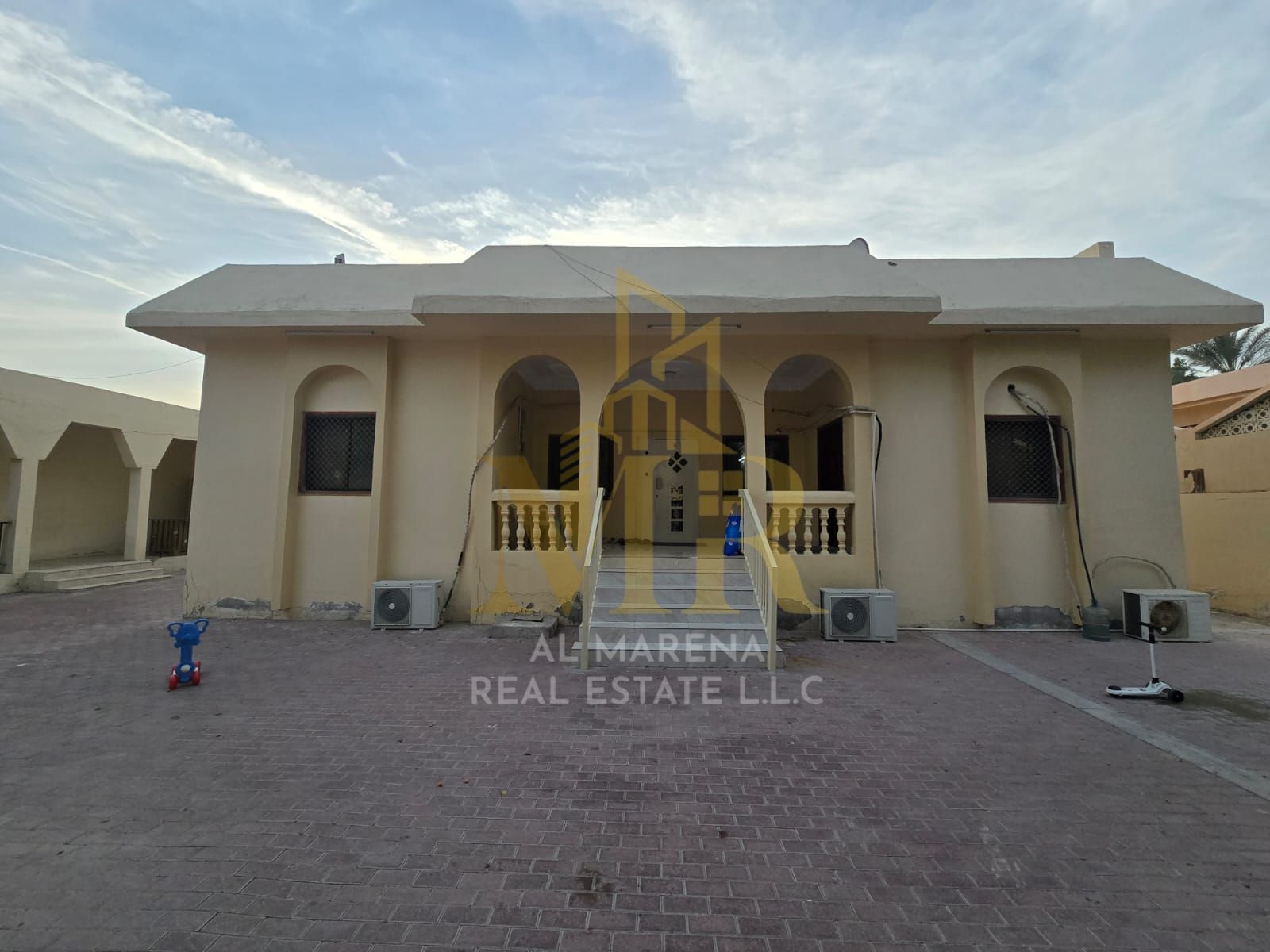 Prime Investment Opportunity – 16,000 Sq. ft Arabic House Directly Opposite a Mosque – All-Inclusive Price