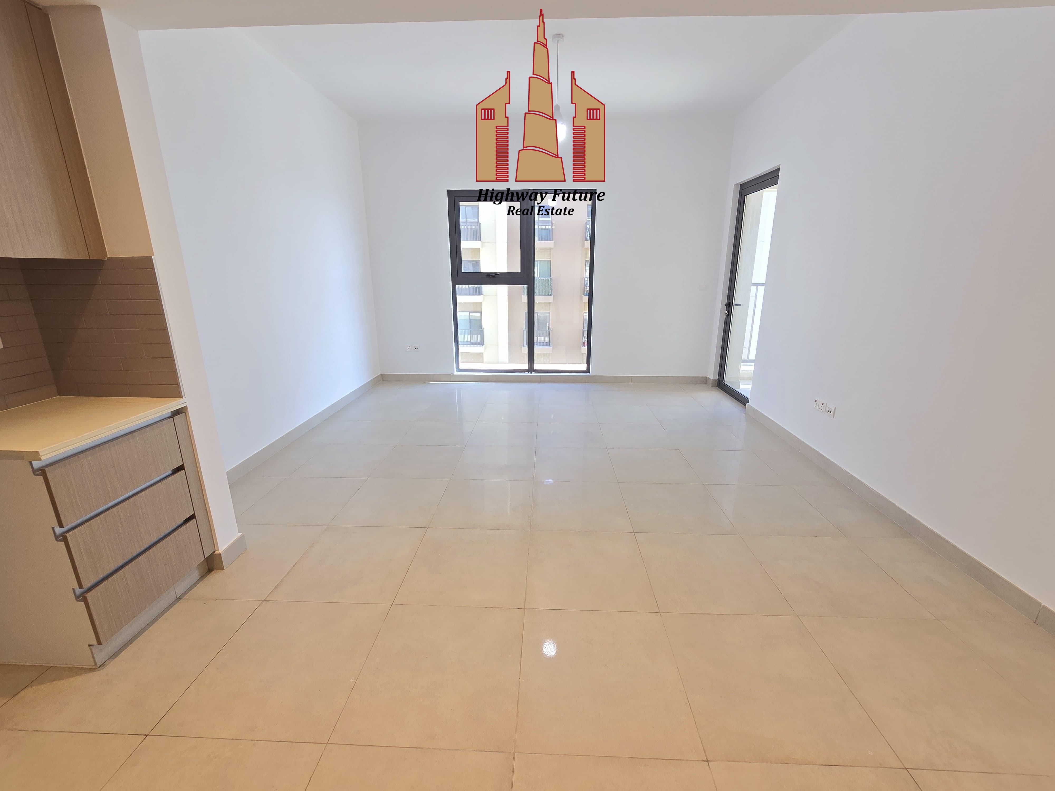 Luxurious 2-BR | Hot Offer | Prime Location | Gym