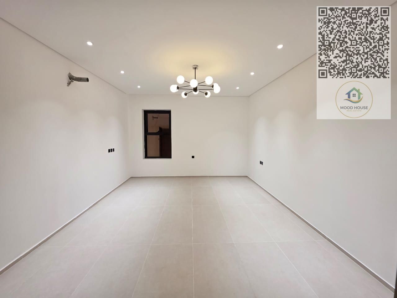 Spacious 3-Story Townhouse with Rooftop Terrace in Project 73 – Hiliu 1