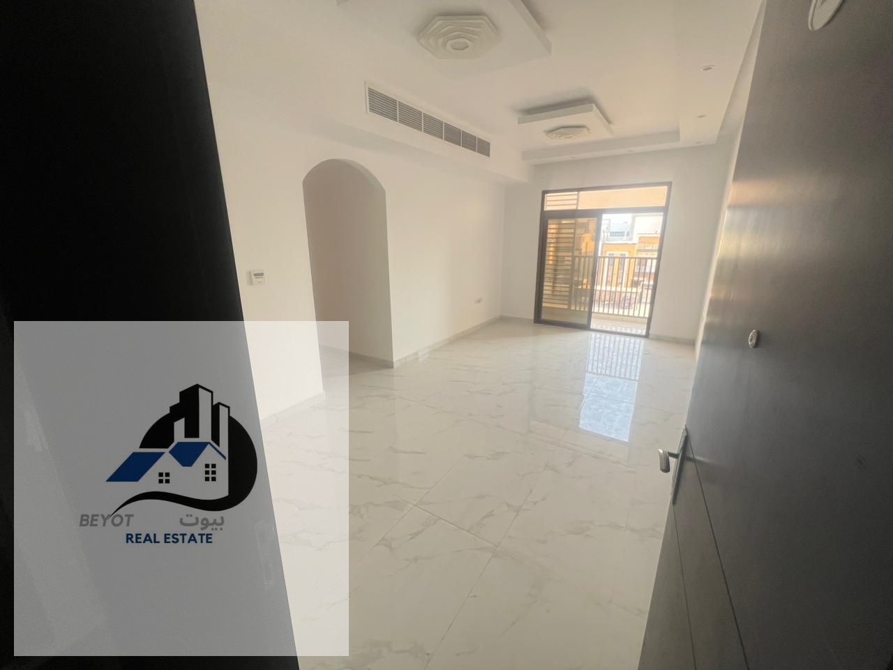 Two bedrooms and a living room for rent in Ajman, Al Muwaihat 3. Second tenant.