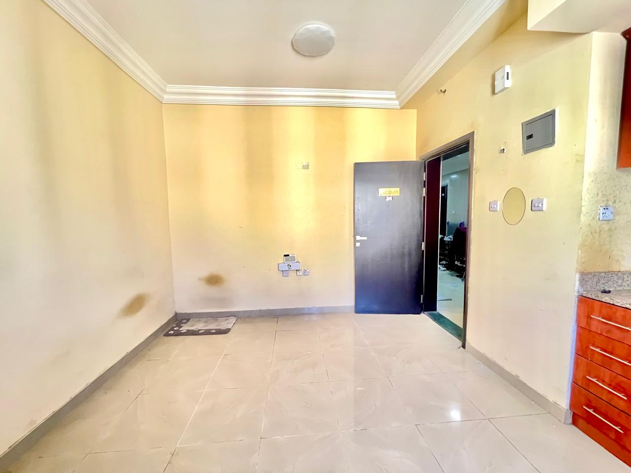 Luxury eligent studio near to Ambessader school