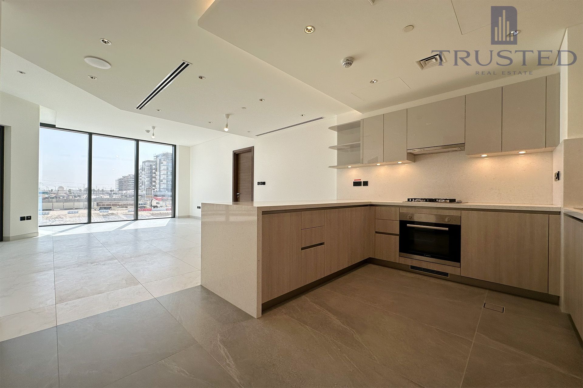 3BR + maids | Corner | Same floor Parking