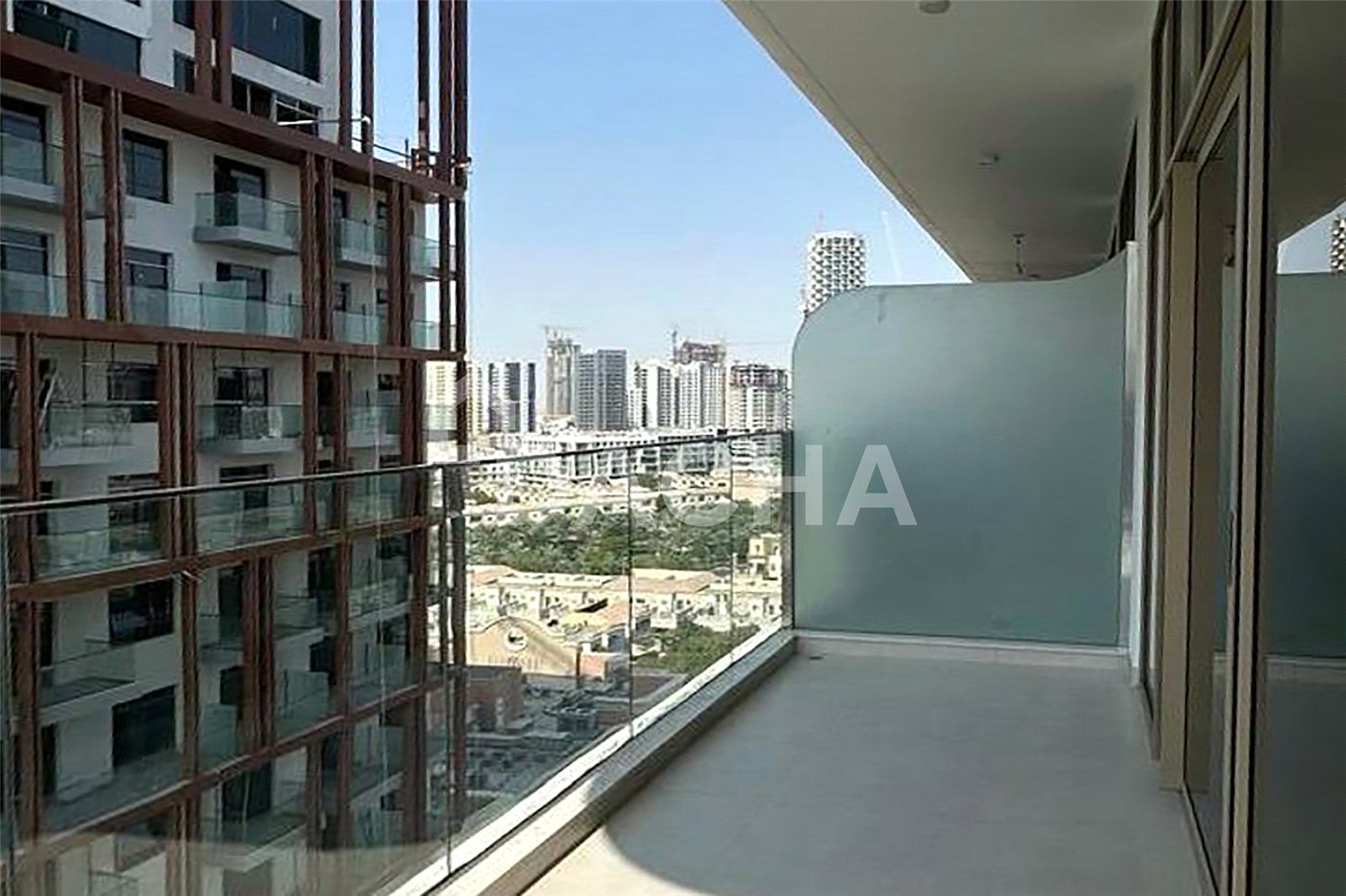 Fully Furnished | Stunning 1BHK | Corner Unit