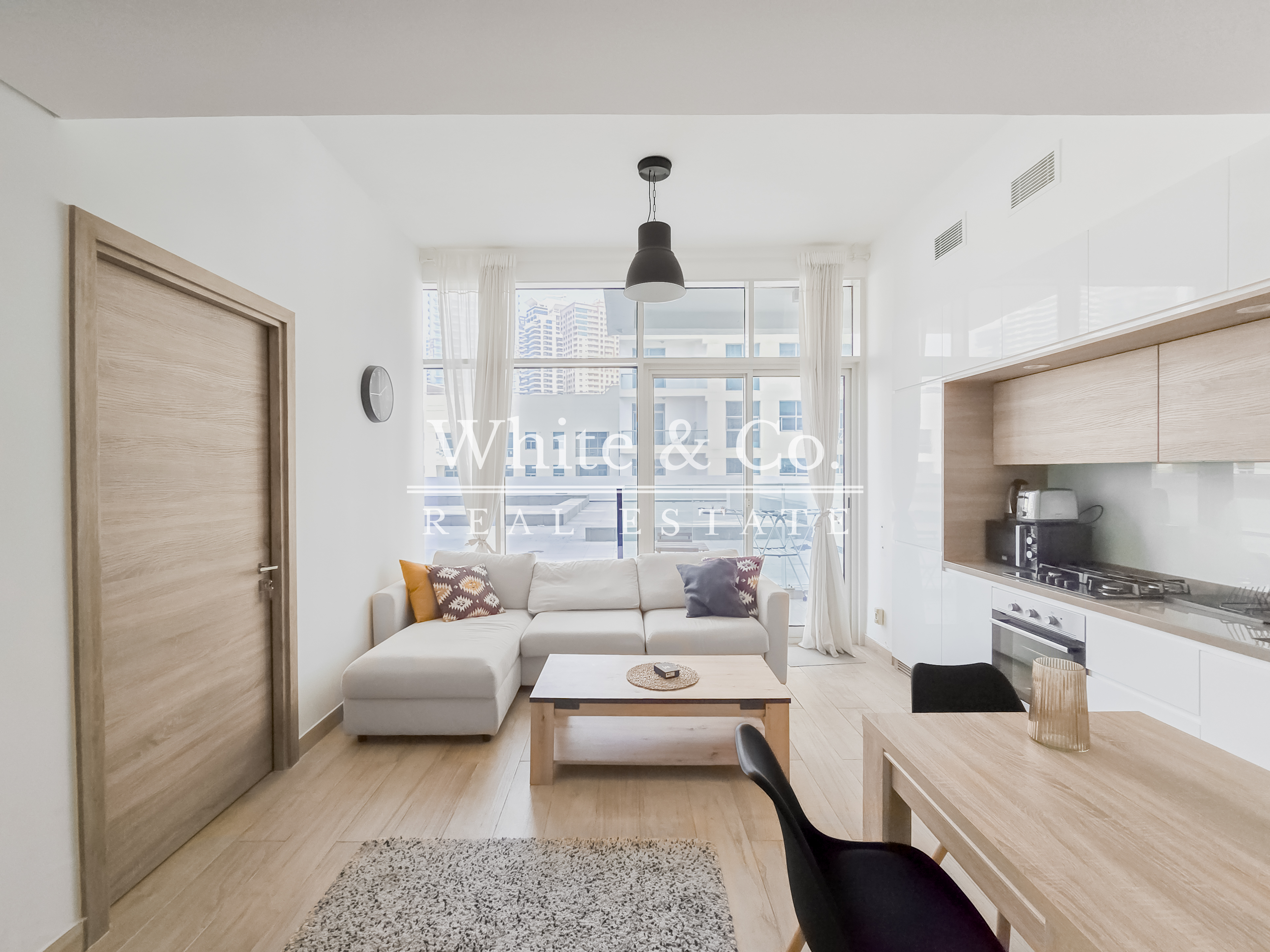 Modern Unit | Available Now I Low Floor