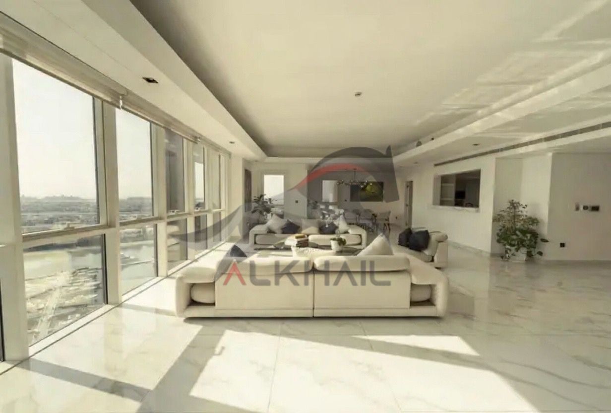 Spacious Bright & Fully Upgraded | Exotic Luxury | Vacant Now