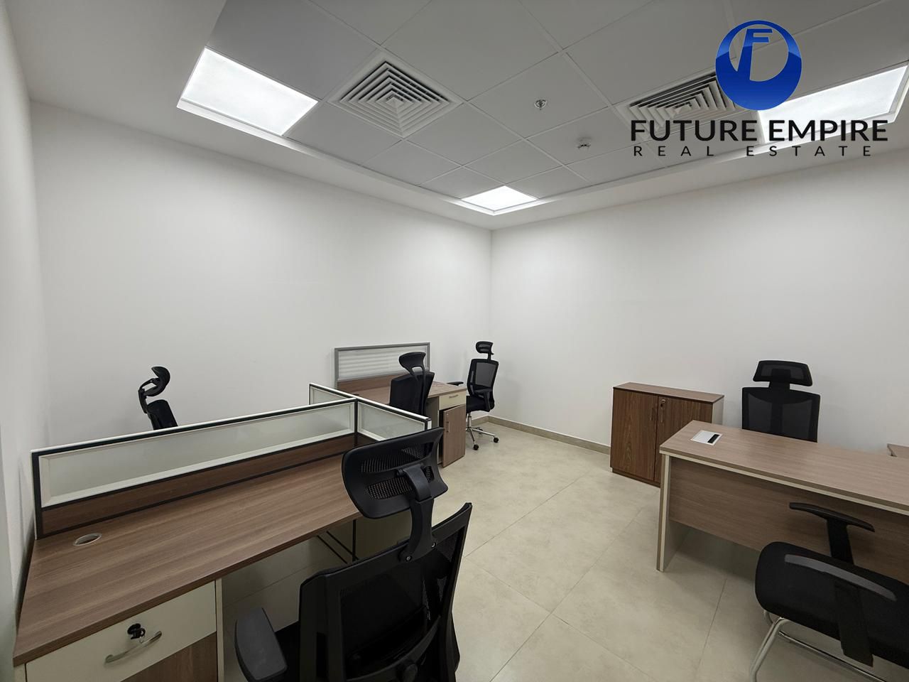 Fitted & Ready To Move | All Utilities Included