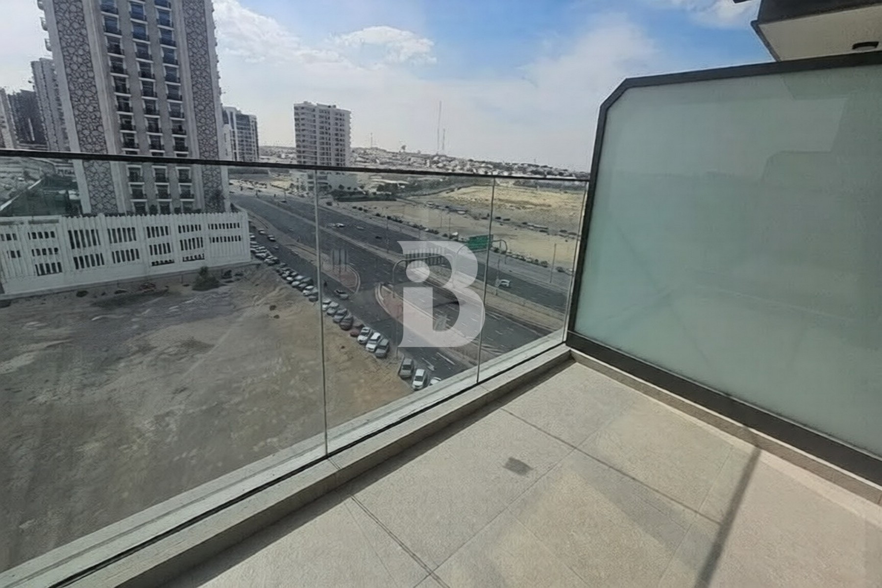 VACANT | CLOSE TO DISCOVERY METRO STATION