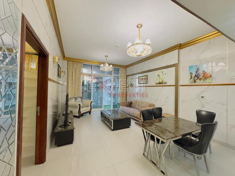 Spacious & Bright | Open Plan Layout | Private Balcony