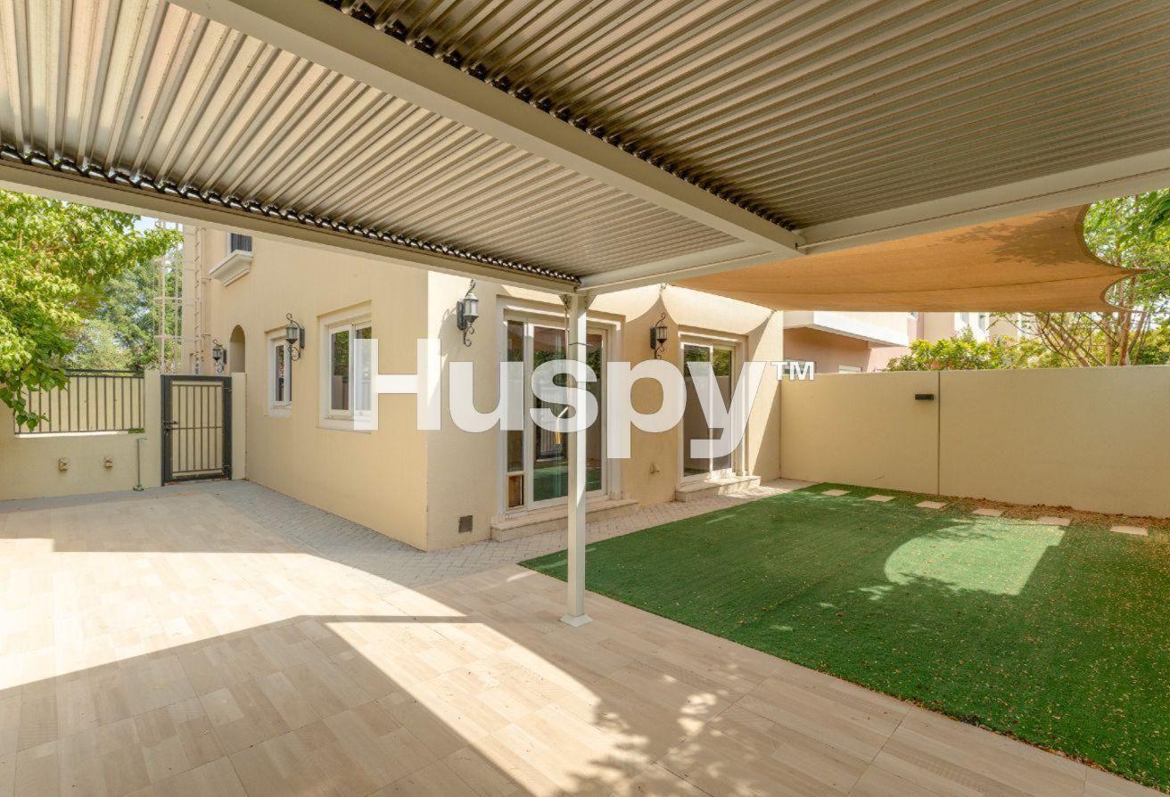 Park Backing | Extended Plot | Single Row